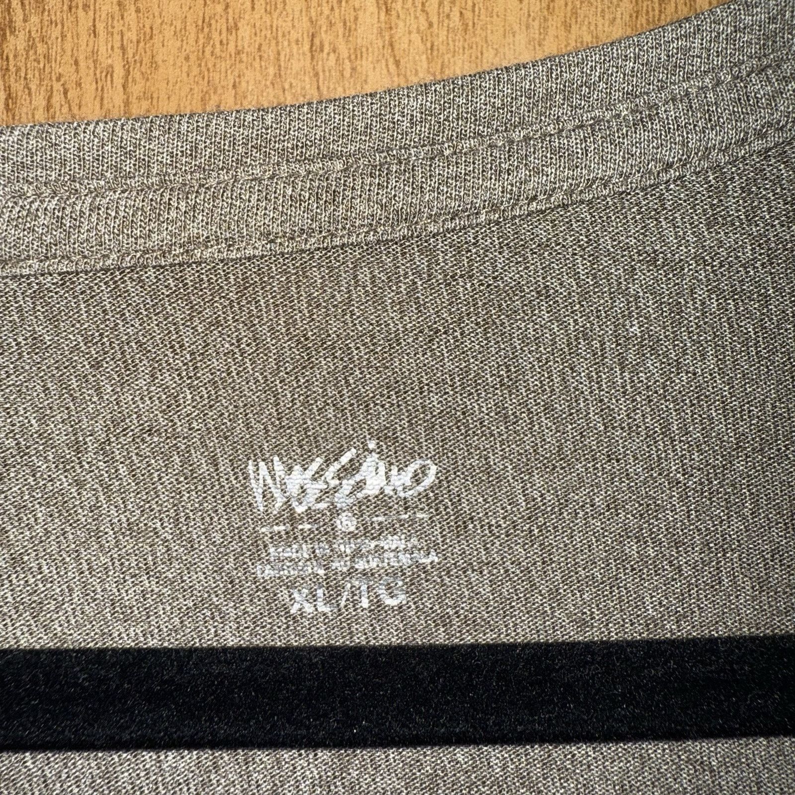 Mossimo Mossimo XL Long Sleeve V-Neck T-Shirt Size XL / US 12-14 / IT 48-50 - 3 Thumbnail