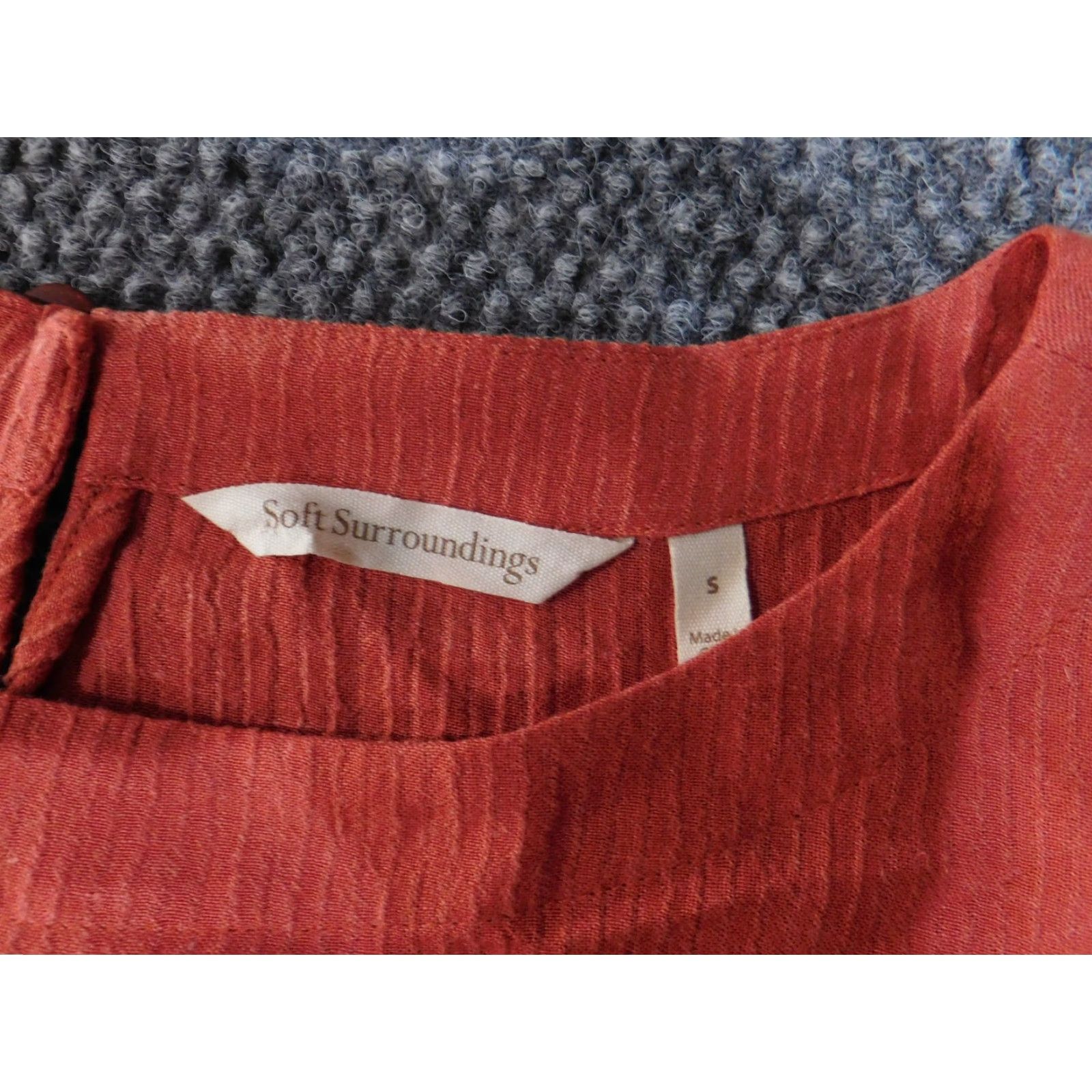 Soft Surroundings Soft Surroundings Blouse Tunic Womens Small Orange 3/4 Sleeve Button Detail Ramie Rayon Size S / US 4 / IT 40 - 4 Thumbnail