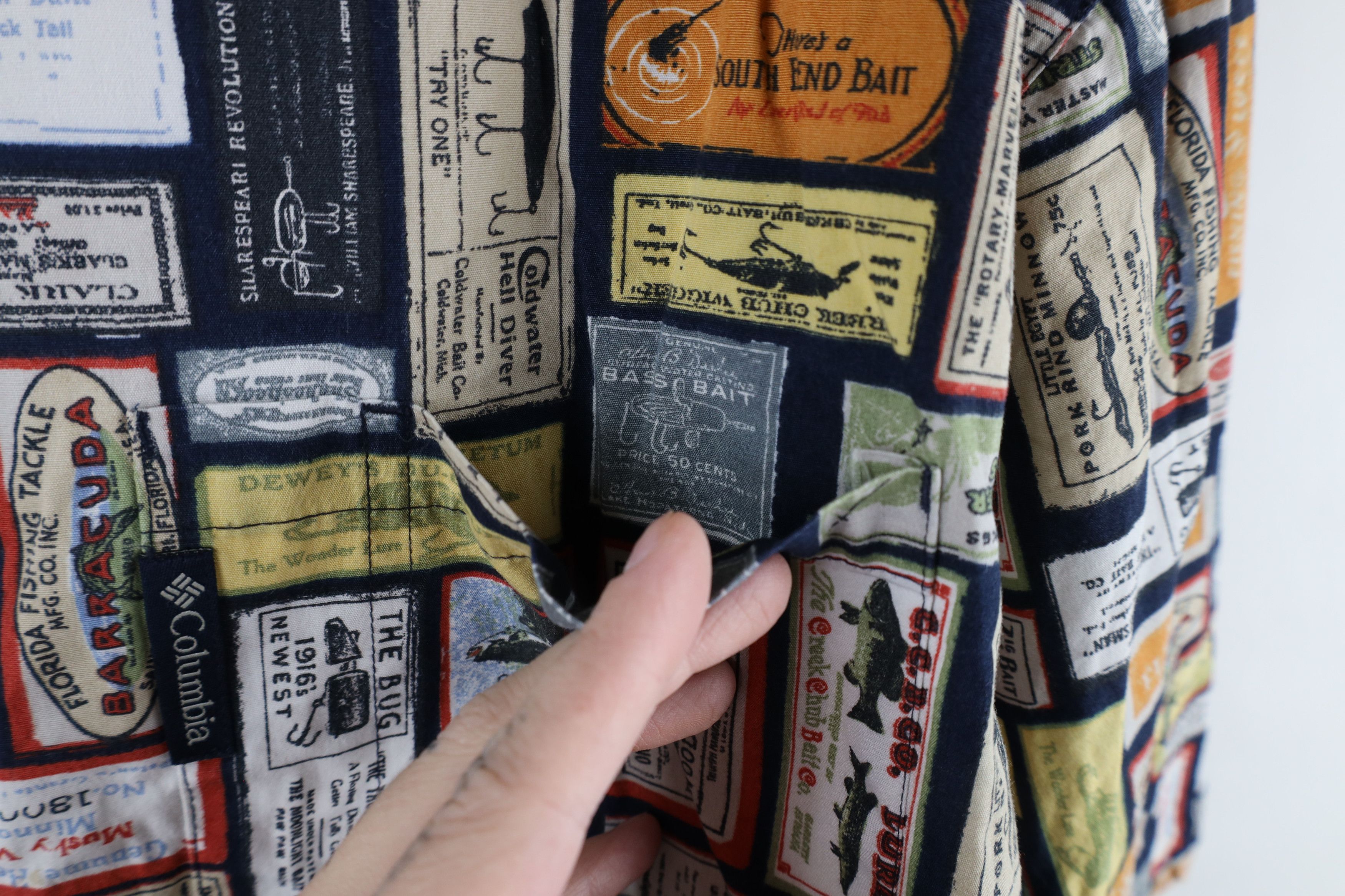 Columbia × Vintage Vintage 90s Columbia Over Print Short Sleeve Button Shirt Size US L / EU 52-54 / 3 - 7 Thumbnail