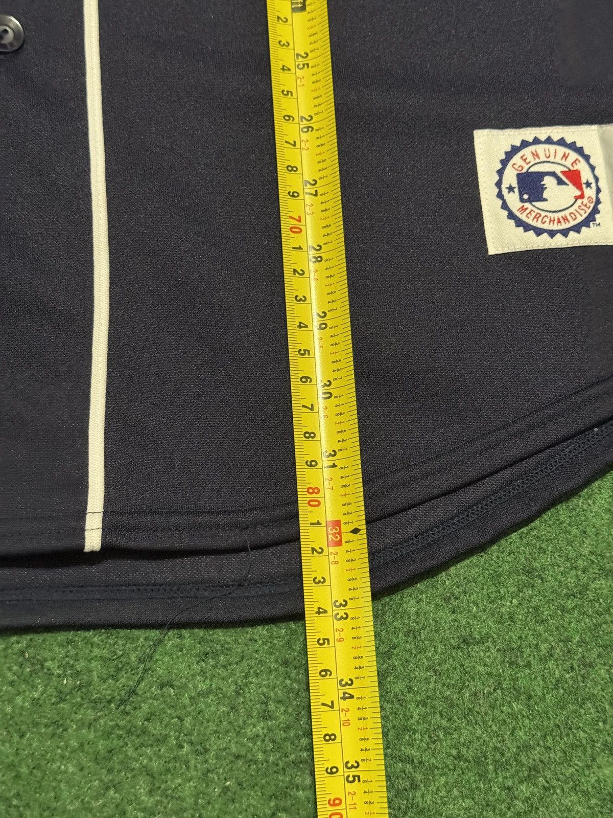 Majestic Cleveland Indians Vintage XL/XXL 24x32 MLB Baseball Jersey Size US XL / EU 56 / 4 - 8 Thumbnail