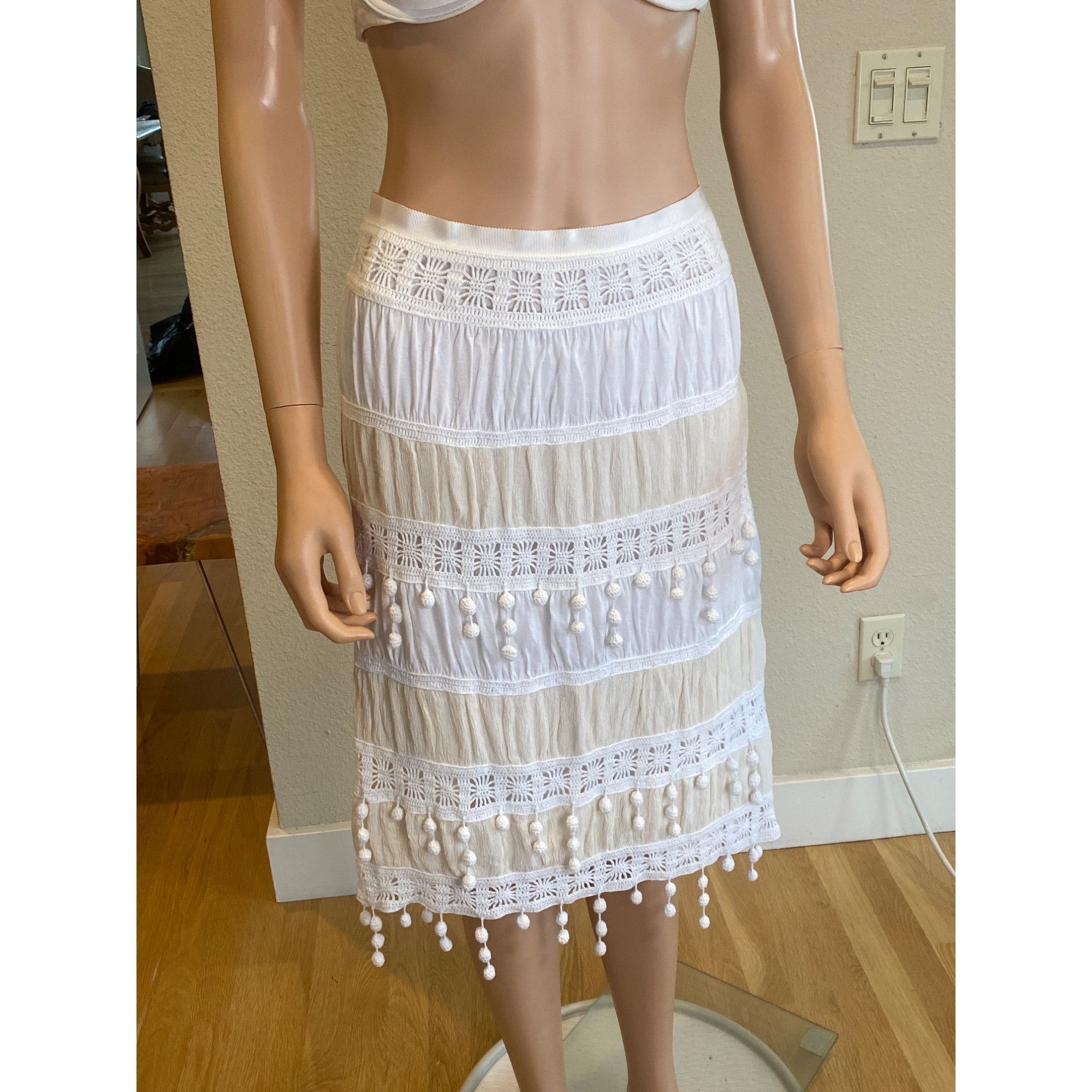 Trina Turk Trina Turk Skirt w/ Pom Poms Women's 12 Ivory Beige Cotton Size 34" / US 12 / IT 48 - 14 Thumbnail