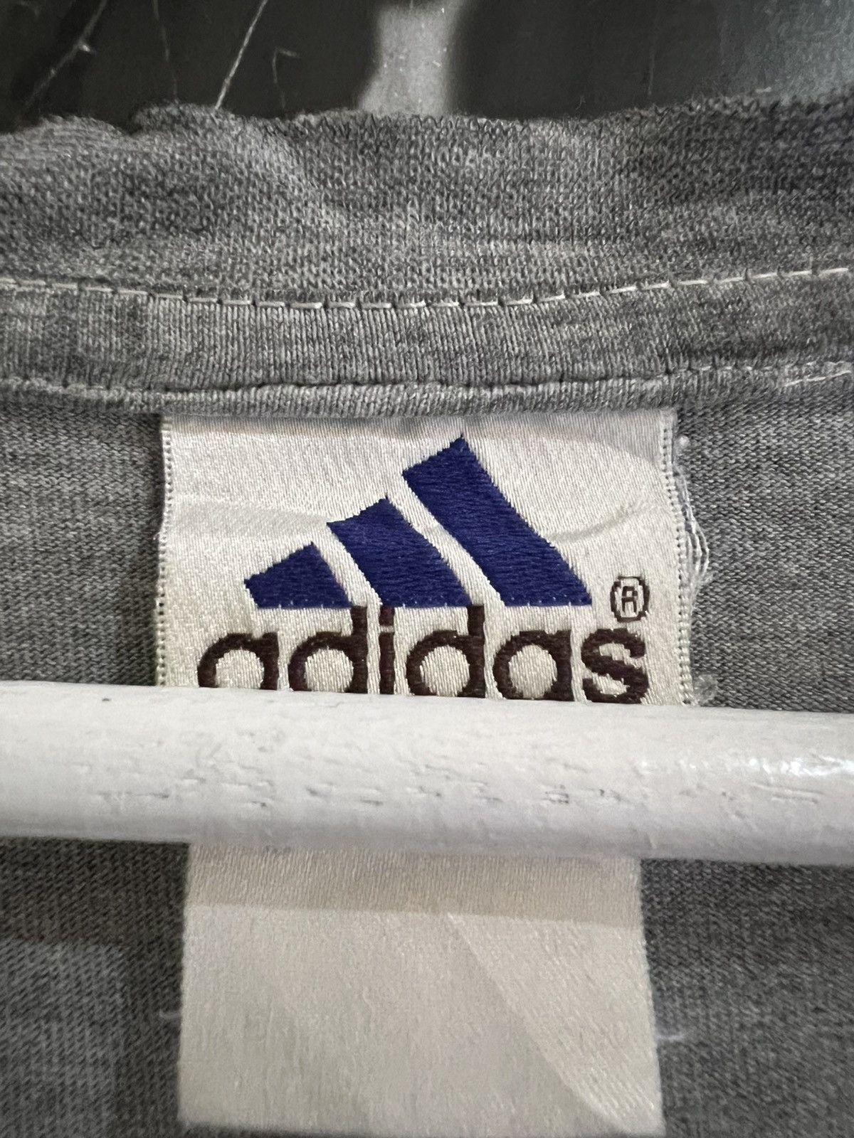 Adidas Vintage Adidas T-Shirt Faded– Classic Logo, Tag Missing Size US M / EU 48-50 / 2 - 7 Thumbnail