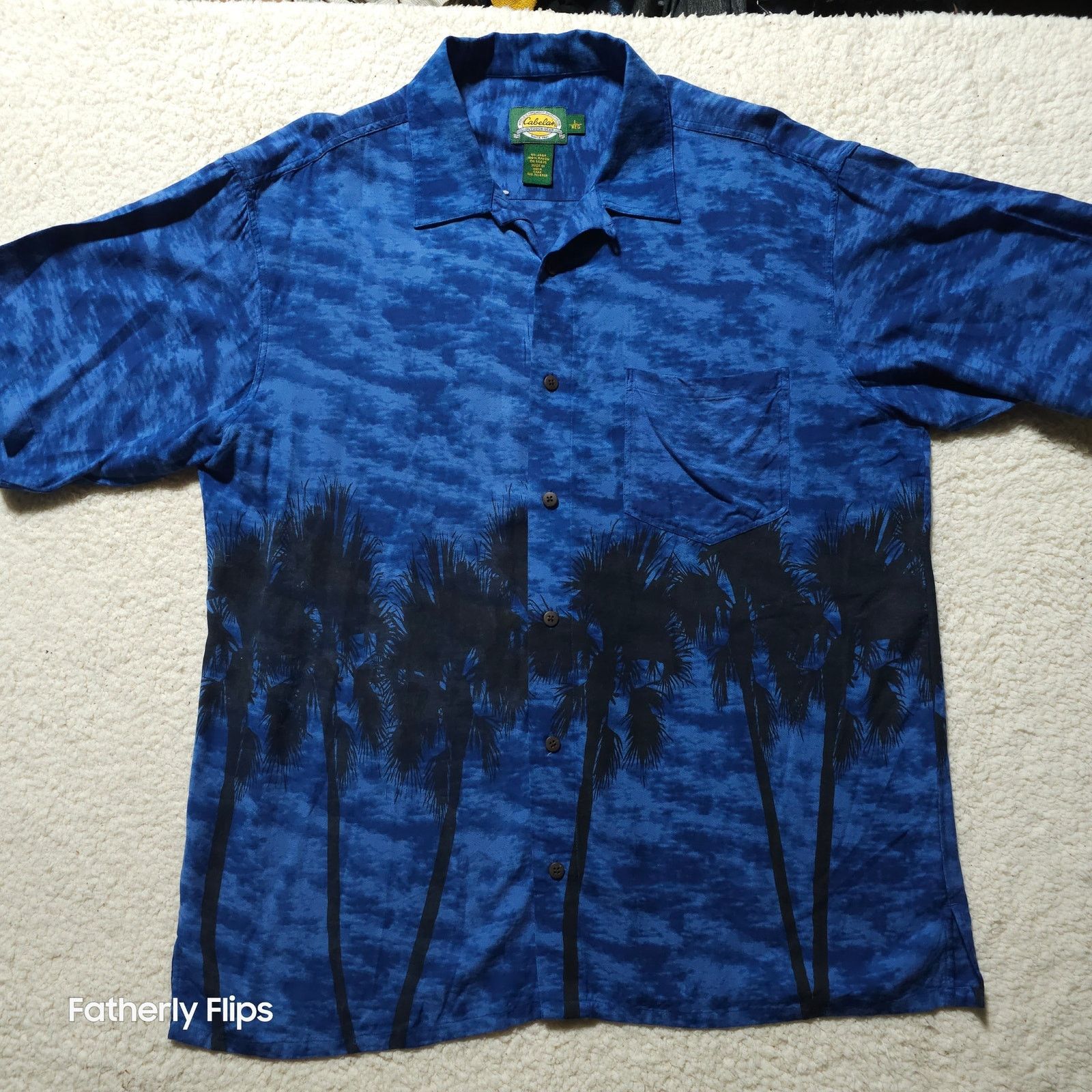 Cabelas Cabela’s Men’s L Rayon Hawaiian Shirt Blue Palm Trees SS Size US L / EU 52-54 / 3 - 9 Thumbnail