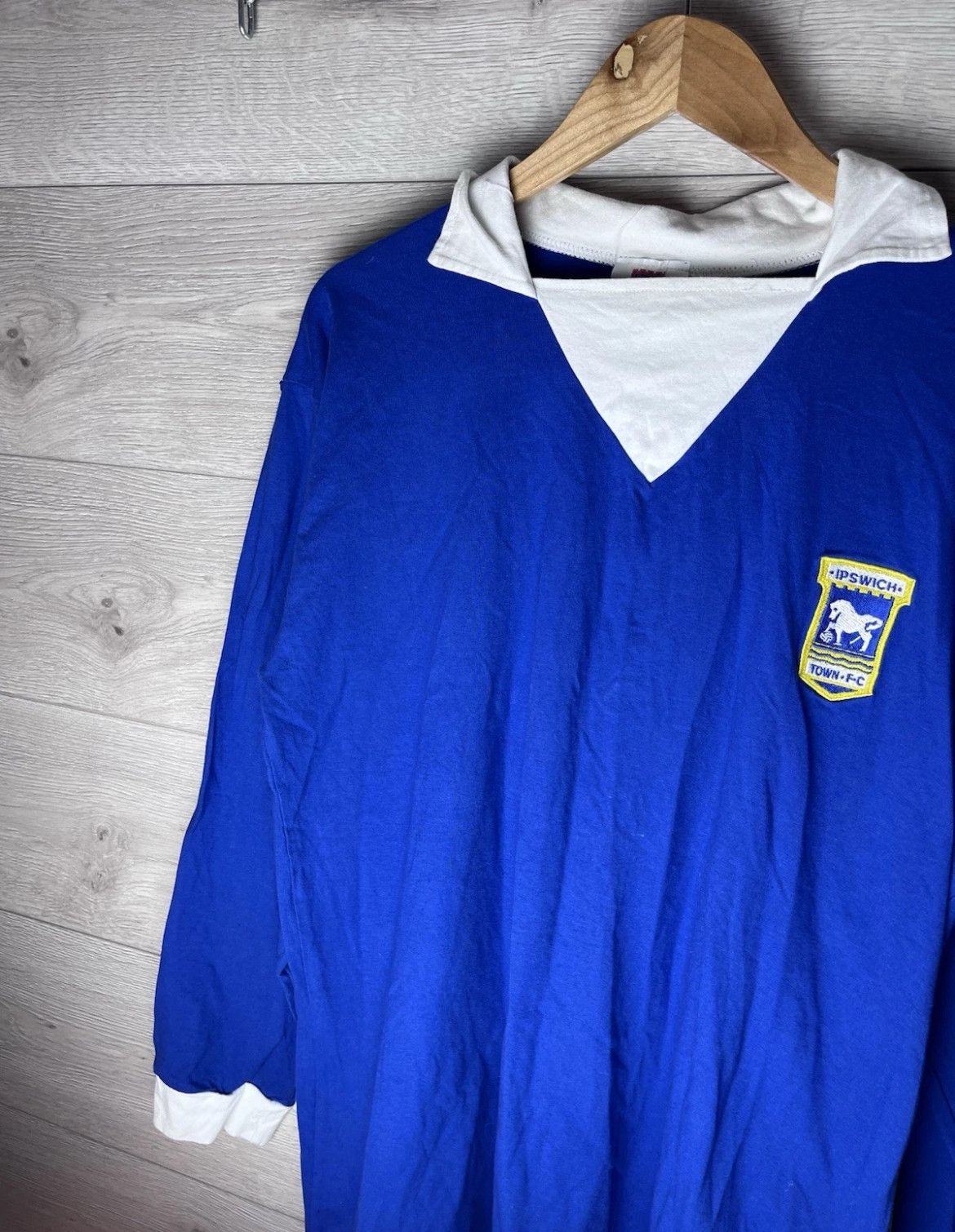 Other Vintage men’s soccer merch Ipswich Town size M blue Size US M / EU 48-50 / 2 - 3 Thumbnail
