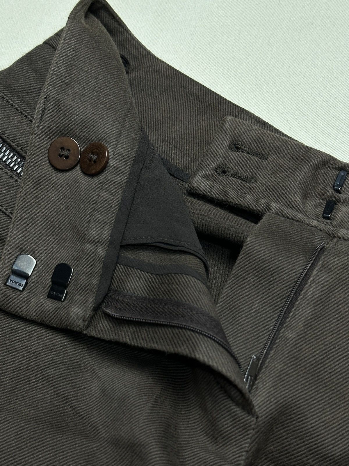 Prada Prada Size 26" / US 2 / IT 38 - 6 Thumbnail
