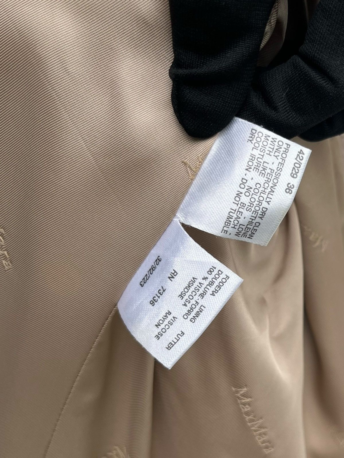 Max Mara Max Mara Double Breasted Cashmere Blend Hooded Coat Size XS / US 0-2 / IT 36-38 - 16 Thumbnail
