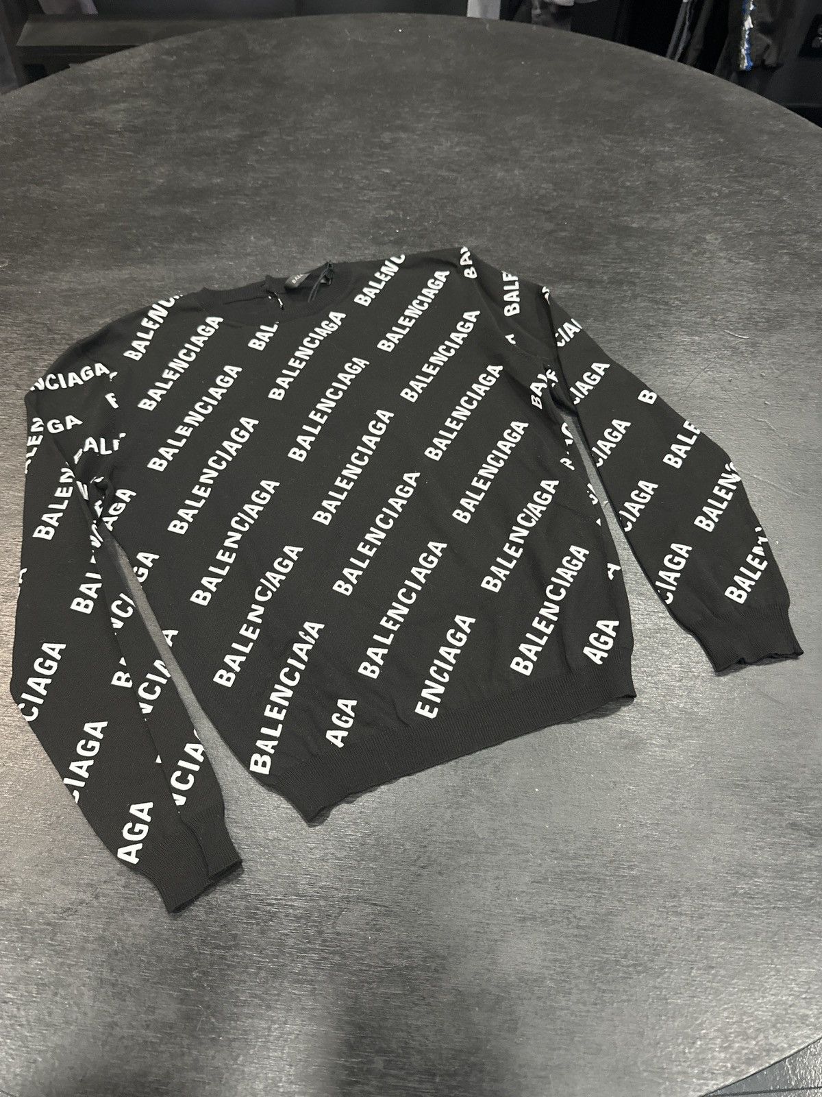 Balenciaga All over cardigan Size XS / US 0-2 / IT 36-38 - 1 Thumbnail