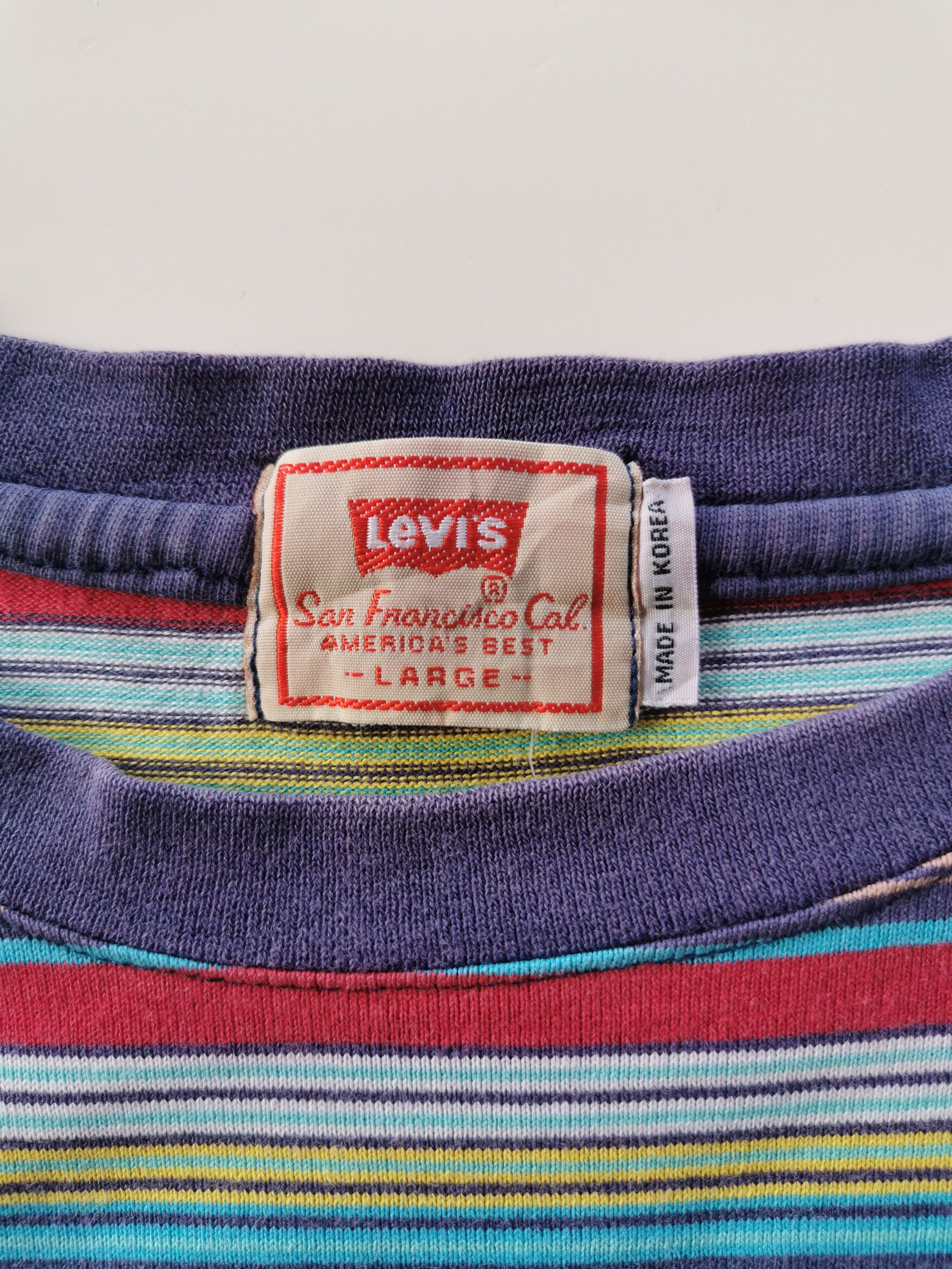 Levi's Vintage Levis Rainbow Stripe Pocket Tshirt Size US L / EU 52-54 / 3 - 7 Thumbnail