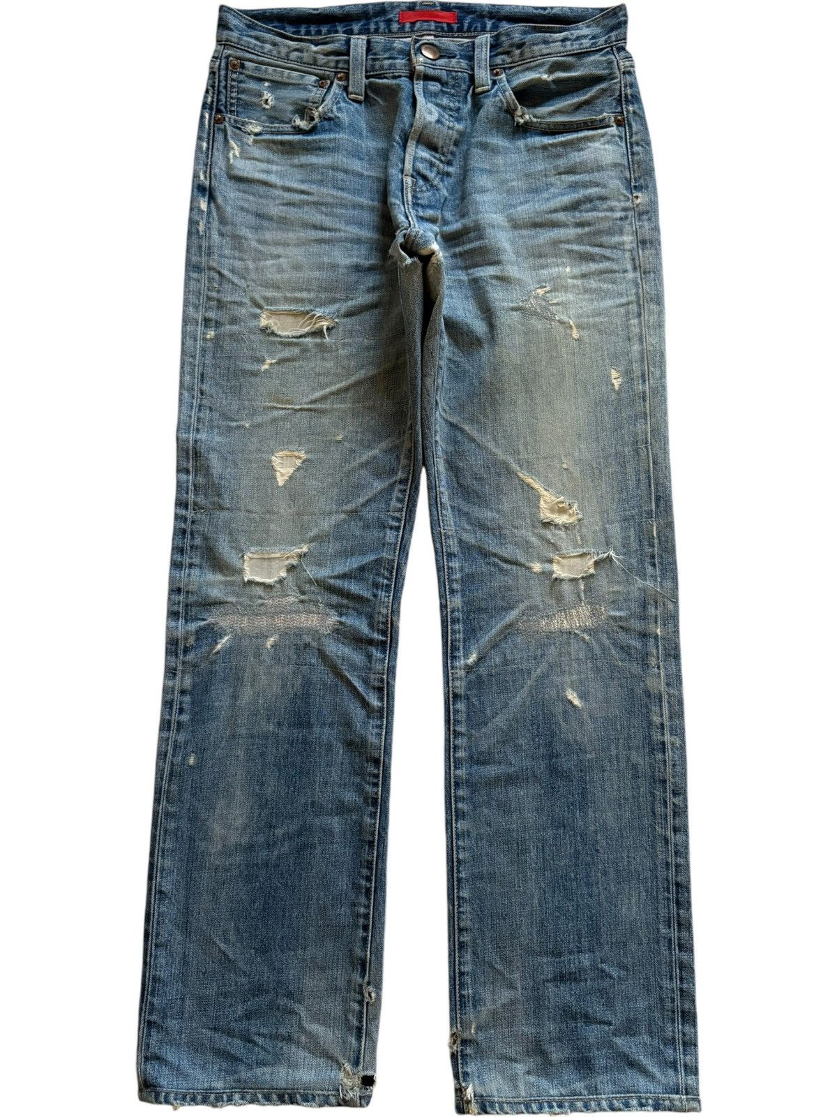 Japanese Brand Vintage Japanese Brand Faded Wash Ripped Loose Jeans Size US 32 / EU 48 - 1 Thumbnail