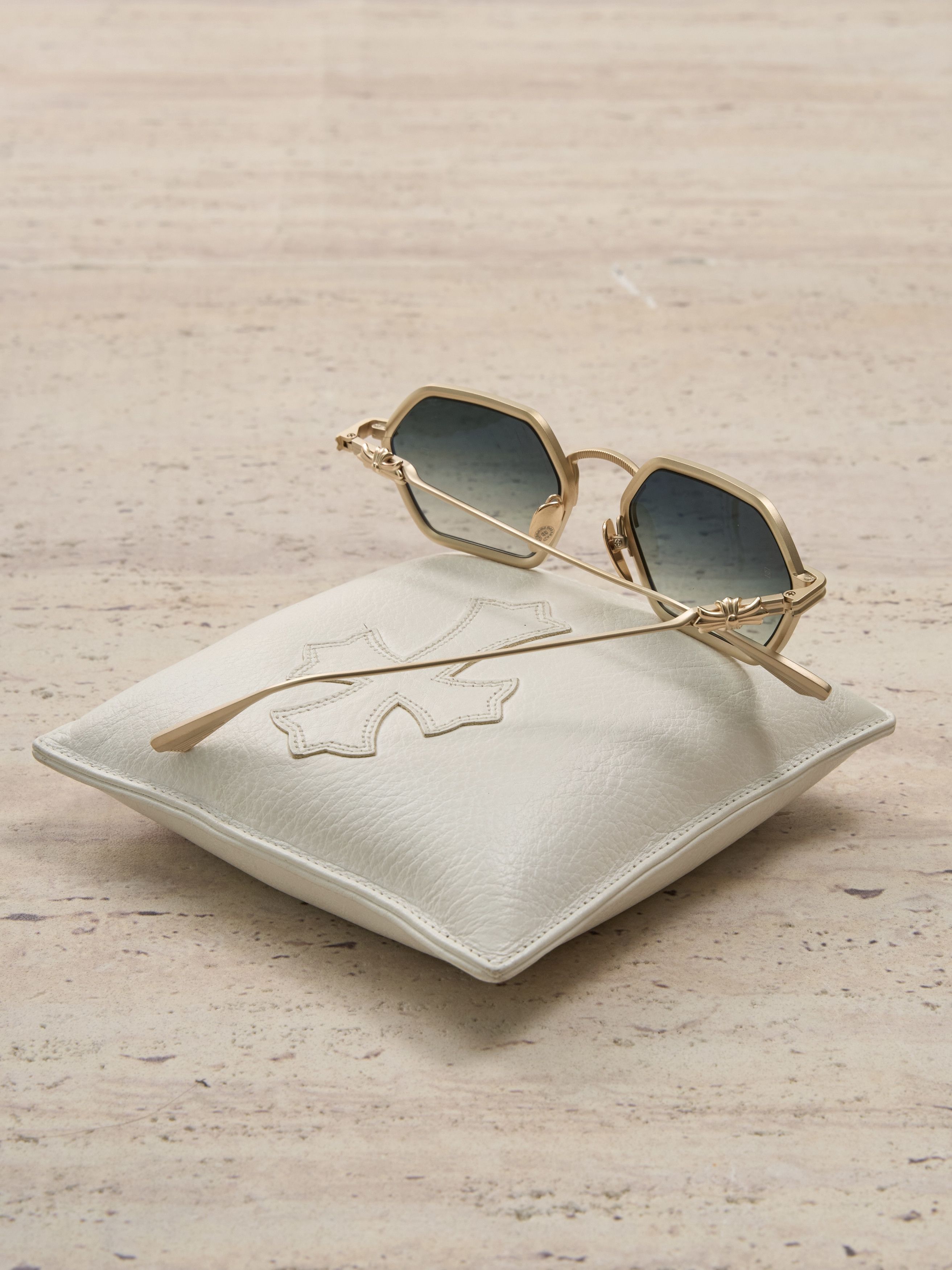 Chrome Hearts CHROME HEARTS DATASS MATTE GOLD PLATED Size ONE SIZE - 9 Thumbnail