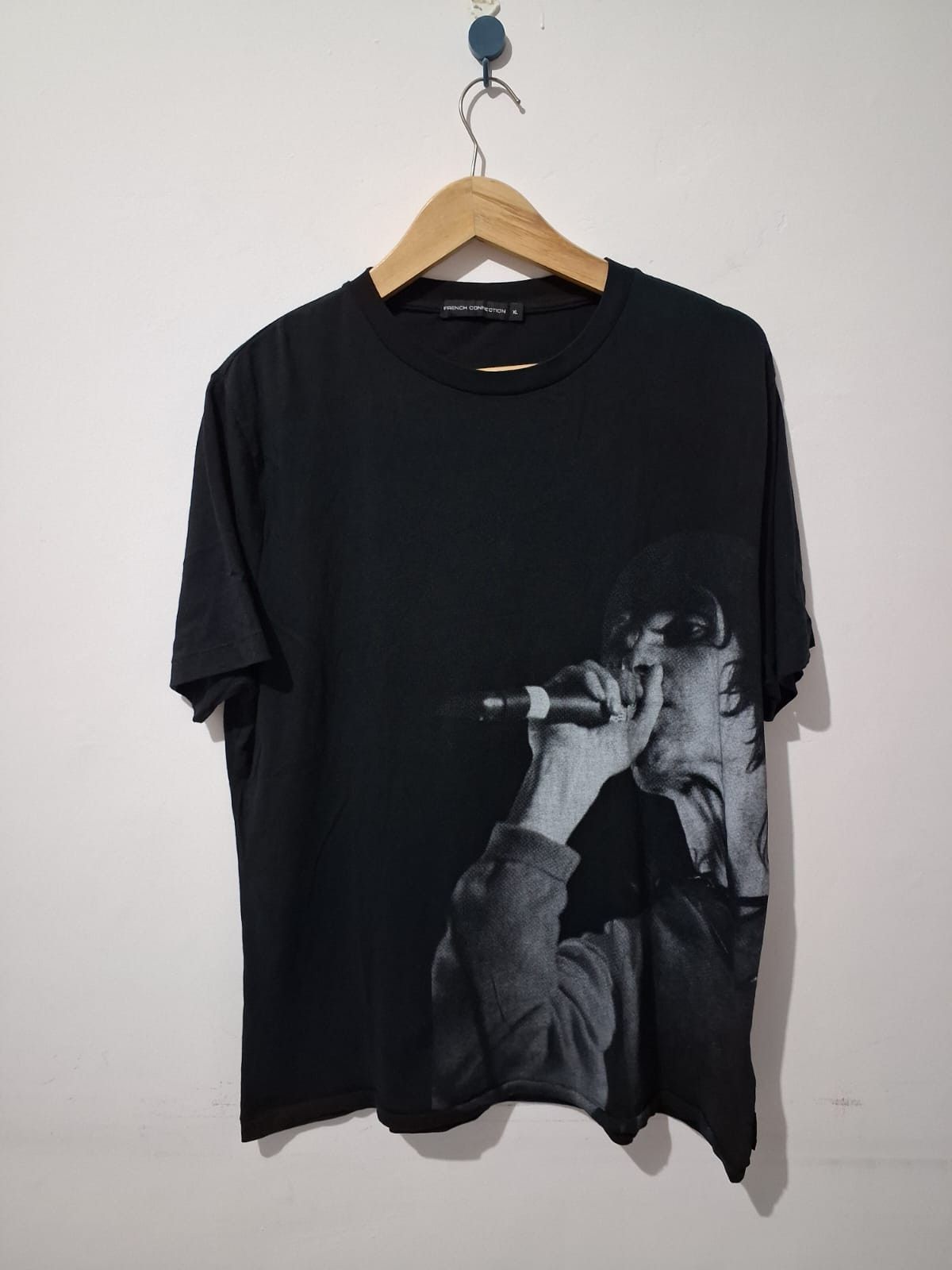 French Connection French connection x Ian Brown Stone roses Size US XL / EU 56 / 4 - 2 Thumbnail