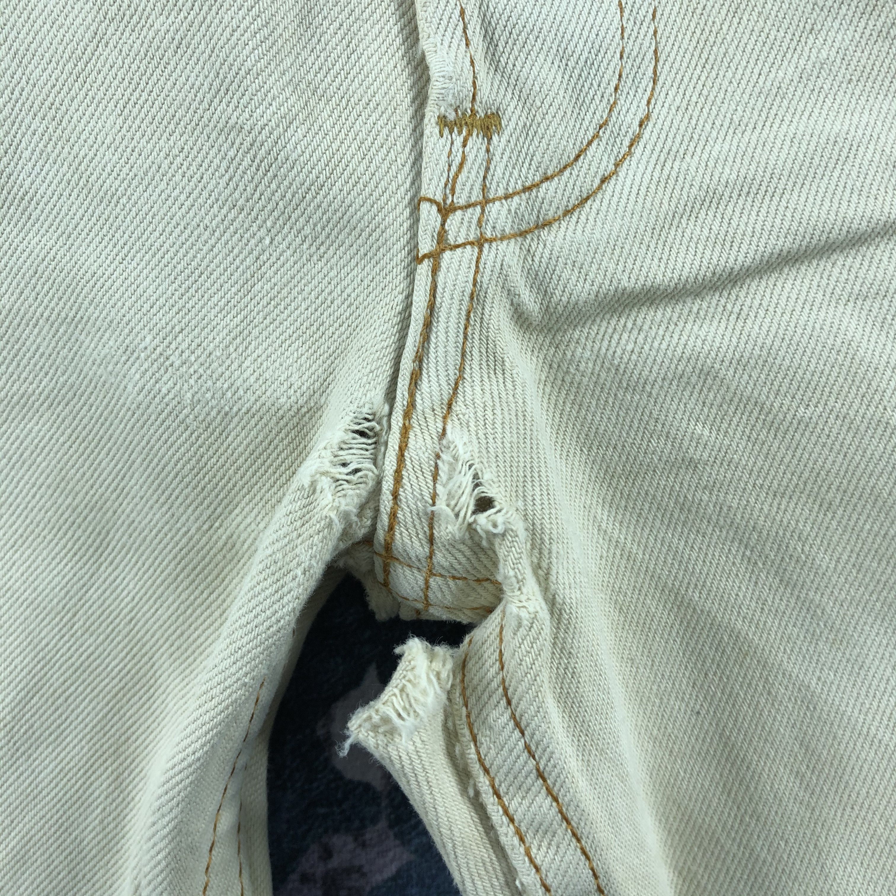 Levi's × Vintage 90s Vintage White Cream Levis 501 Jeans-JM2428 Size US 33 - 10 Thumbnail