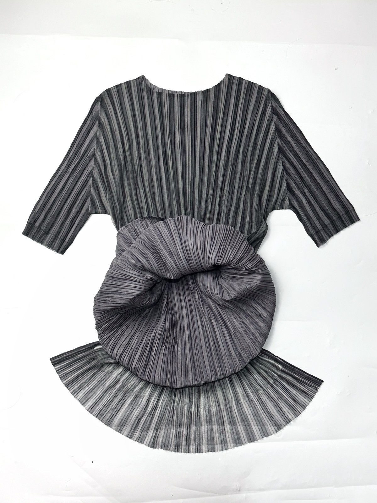 Pleats Please Issey Miyake Pleats Please Issey Miyake Double Layers Shirt Size L / US 10 / IT 46 - 2 Thumbnail