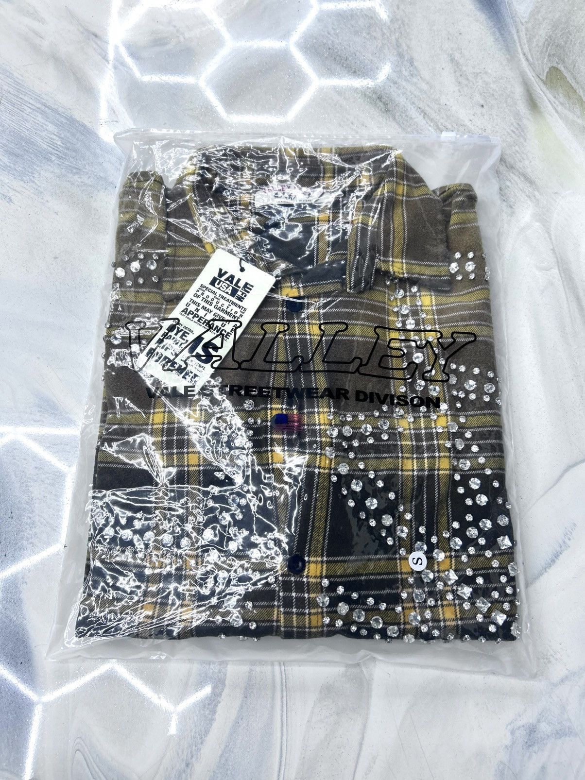 Vale Chocolate Crystal Flannel Black Yellow Size S