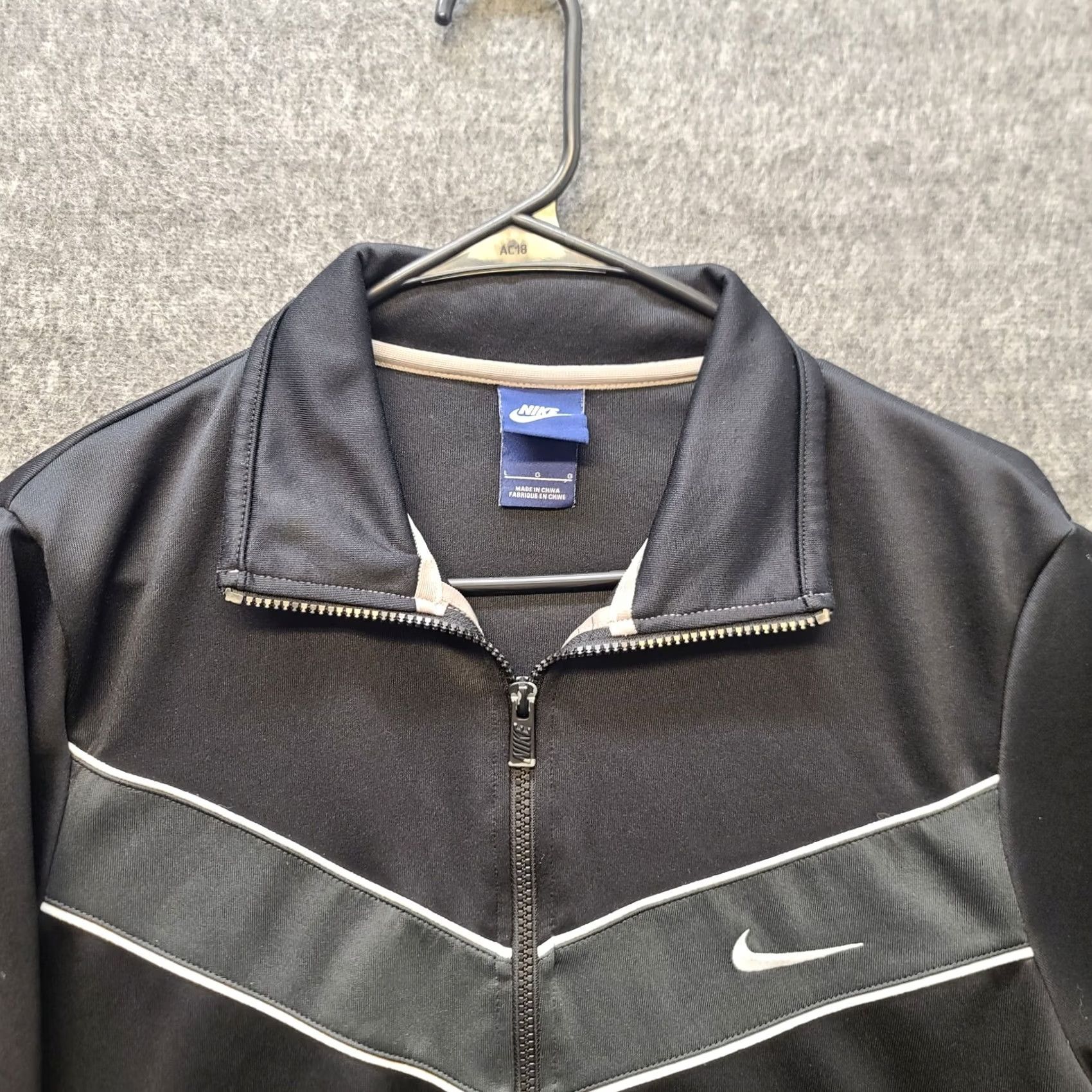 Nike Nike Striker Track Jacket Mens L Full Zip Collared Activewear Black Size US L / EU 52-54 / 3 - 2 Thumbnail