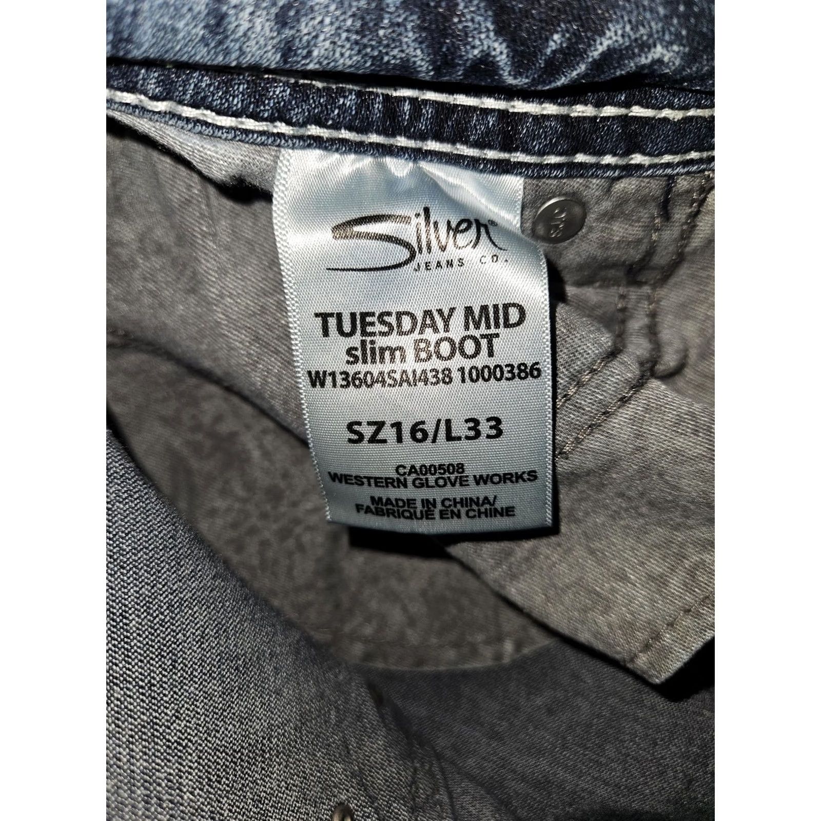 Silver Jeans Co. Silver Jeans Co Tuesday Mid Slim Boot Jeans Womens 16 Blue Distressed Denim Size 38" / US 16 / IT 52 - 3 Thumbnail