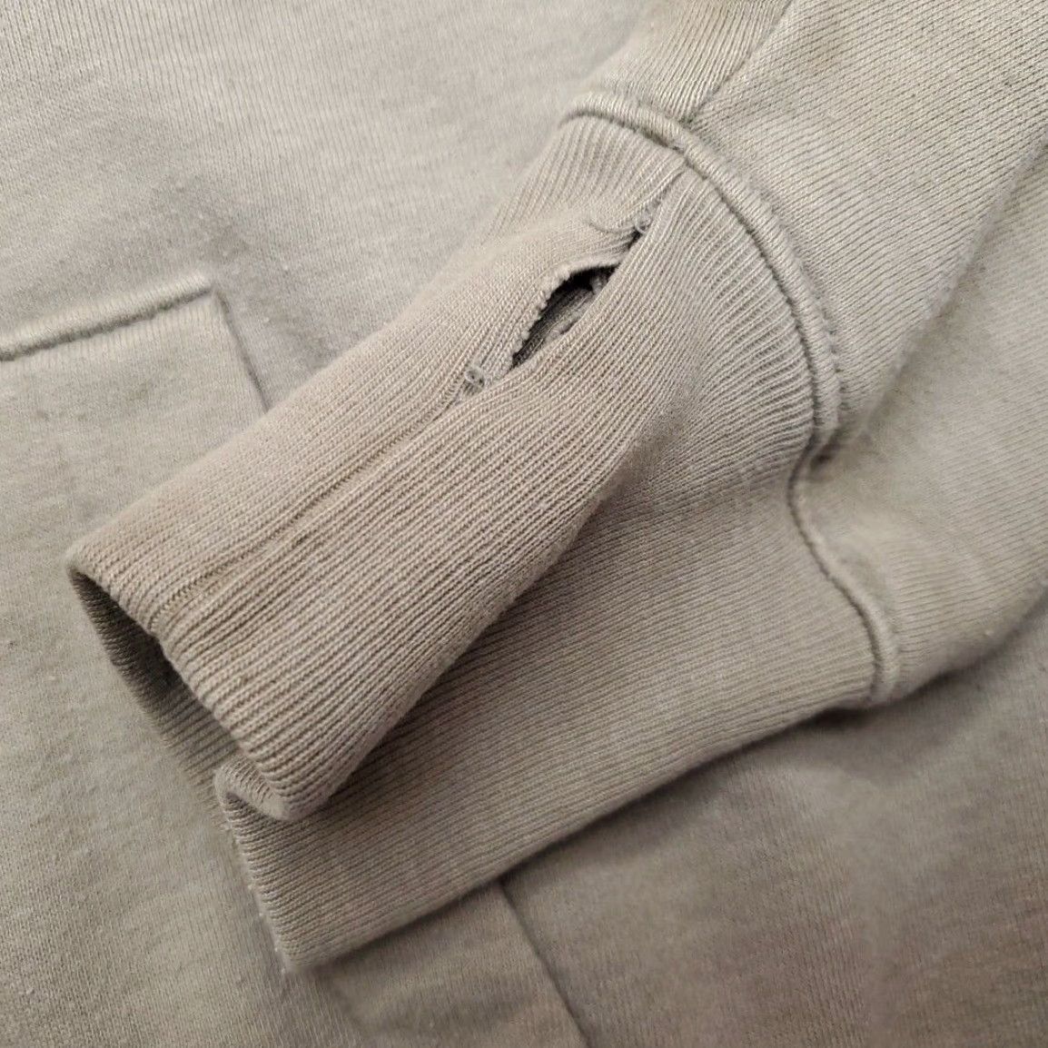 Vintage VINTAGE Grundens Hoodie Mens S Tan Heavyweight Hooded Cotton Blend Fishing Sweatshirt Size US S / EU 44-46 / 1 - 7 Thumbnail