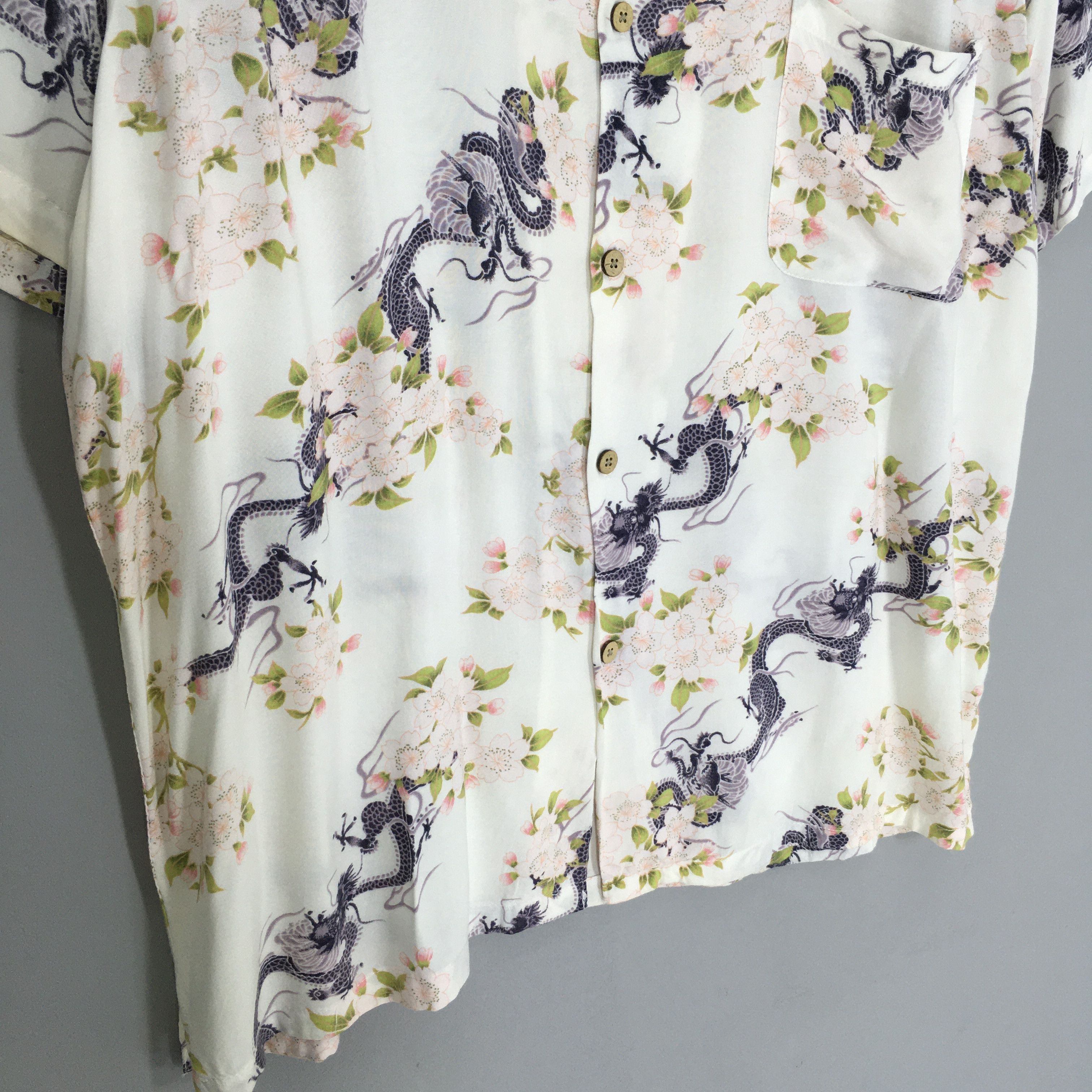 Japanese Brand × Vintage Vintage 1990s Hawaiian Japanese Dragon Rayon Shirt XLarge Size US XL / EU 56 / 4 - 4 Thumbnail
