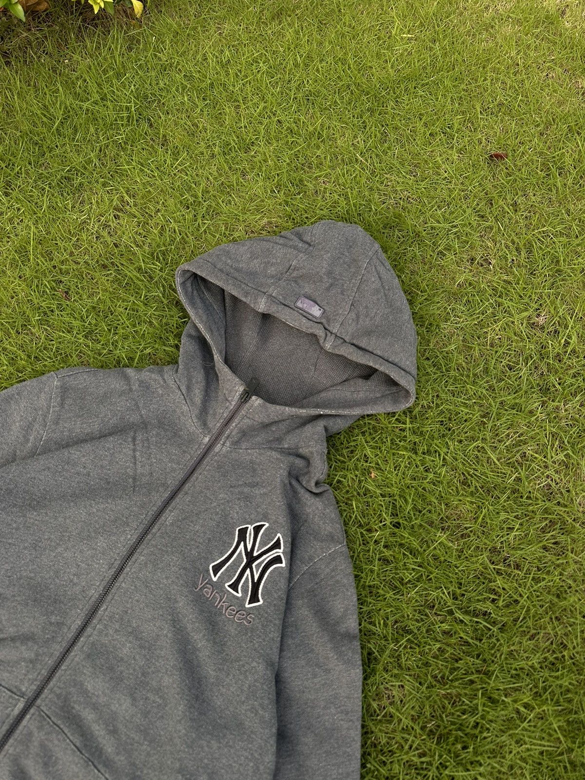 MLB × Vintage MLB X YANKEES VINTAGE BIG LOGO STREETWEAR ZIP HOODIE Size US L / EU 52-54 / 3 - 3 Thumbnail