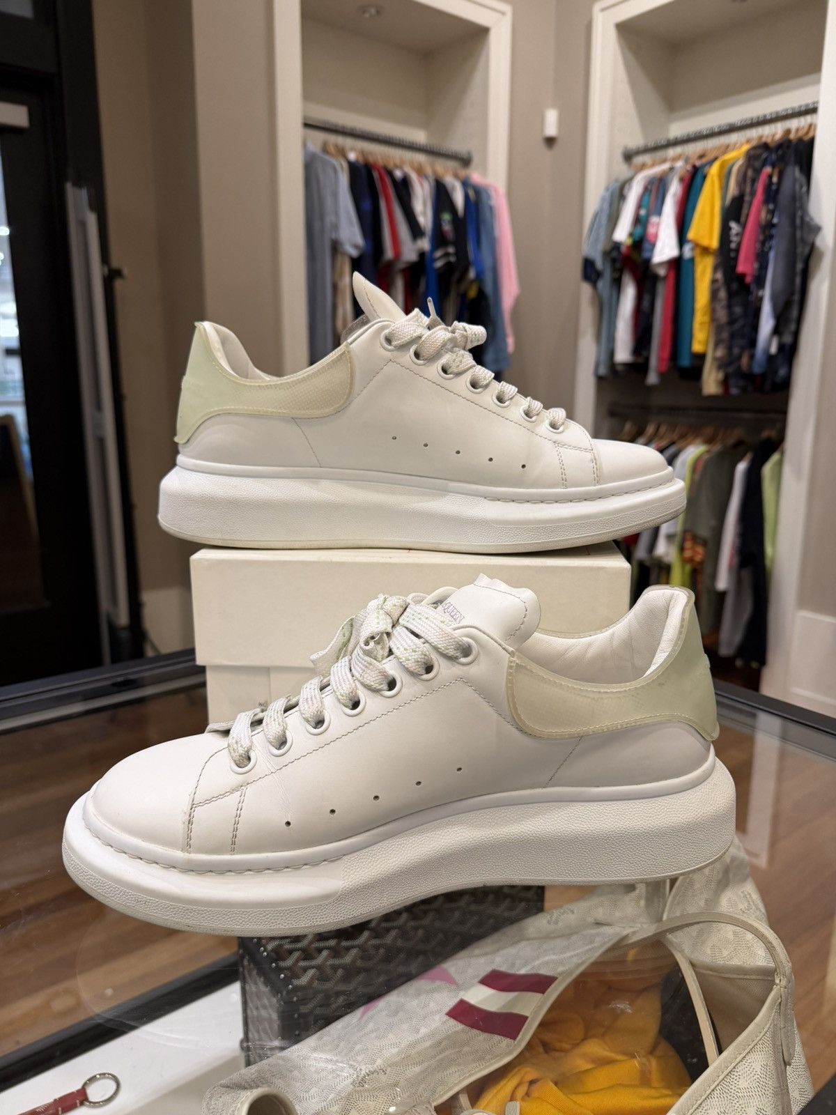 Alexander McQueen Alexander McQueen Oversized Sneaker -White/Opal Heel Size US 11 / EU 44 - 4 Thumbnail