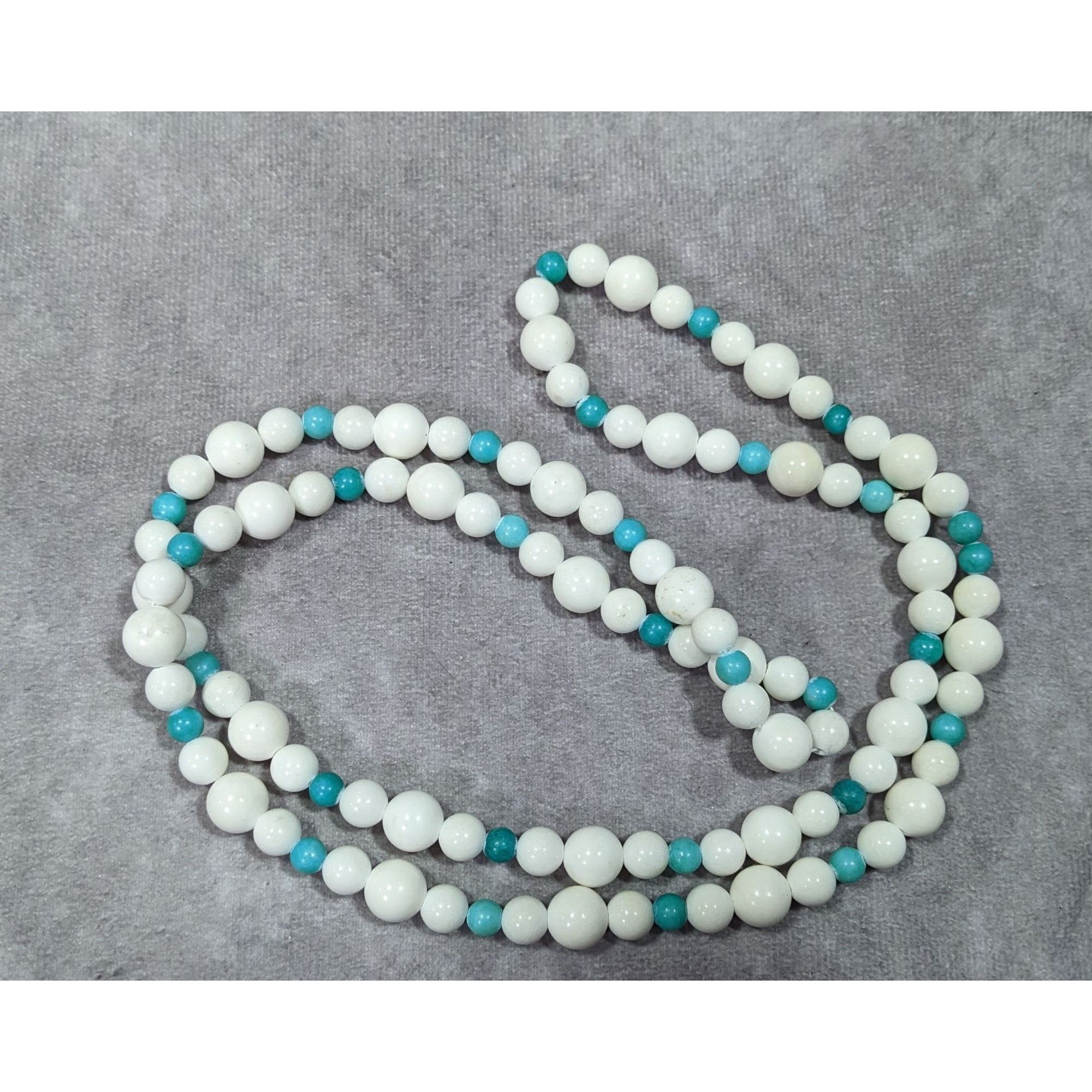 Other Vintage White And Blue Glass/Stone Beaded Necklace Size ONE SIZE - 8 Thumbnail