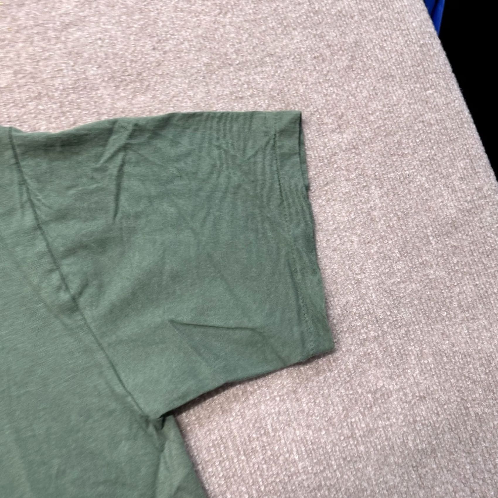 Vintage VINTAGE Sheffvegas Dog T Shirt Mens XL Green Tee 90s Rap Graphic Cotton Crew Neck Short Sleeve Size US XL / EU 56 / 4 - 5 Thumbnail