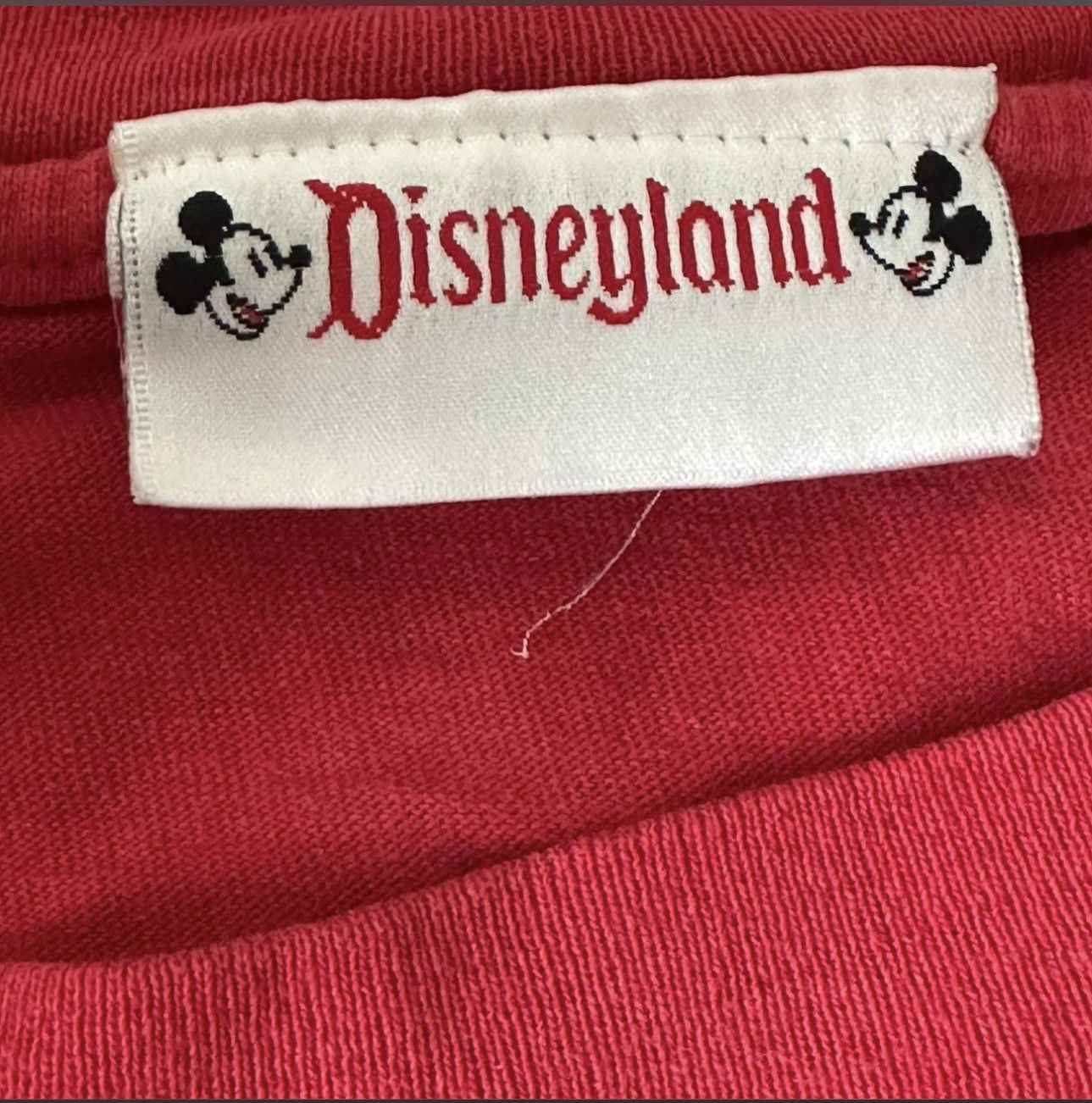 Disney Disneyland red Christmas tee Size US XL / EU 56 / 4 - 2 Thumbnail