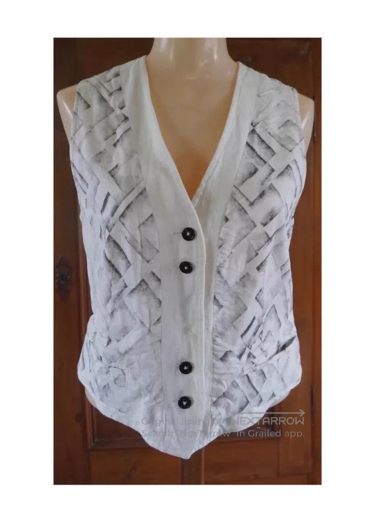 Ann Demeulemeester Ann Demeulemeester Showstopper vest top Size XS / US 0-2 / IT 36-38 - 1 Thumbnail