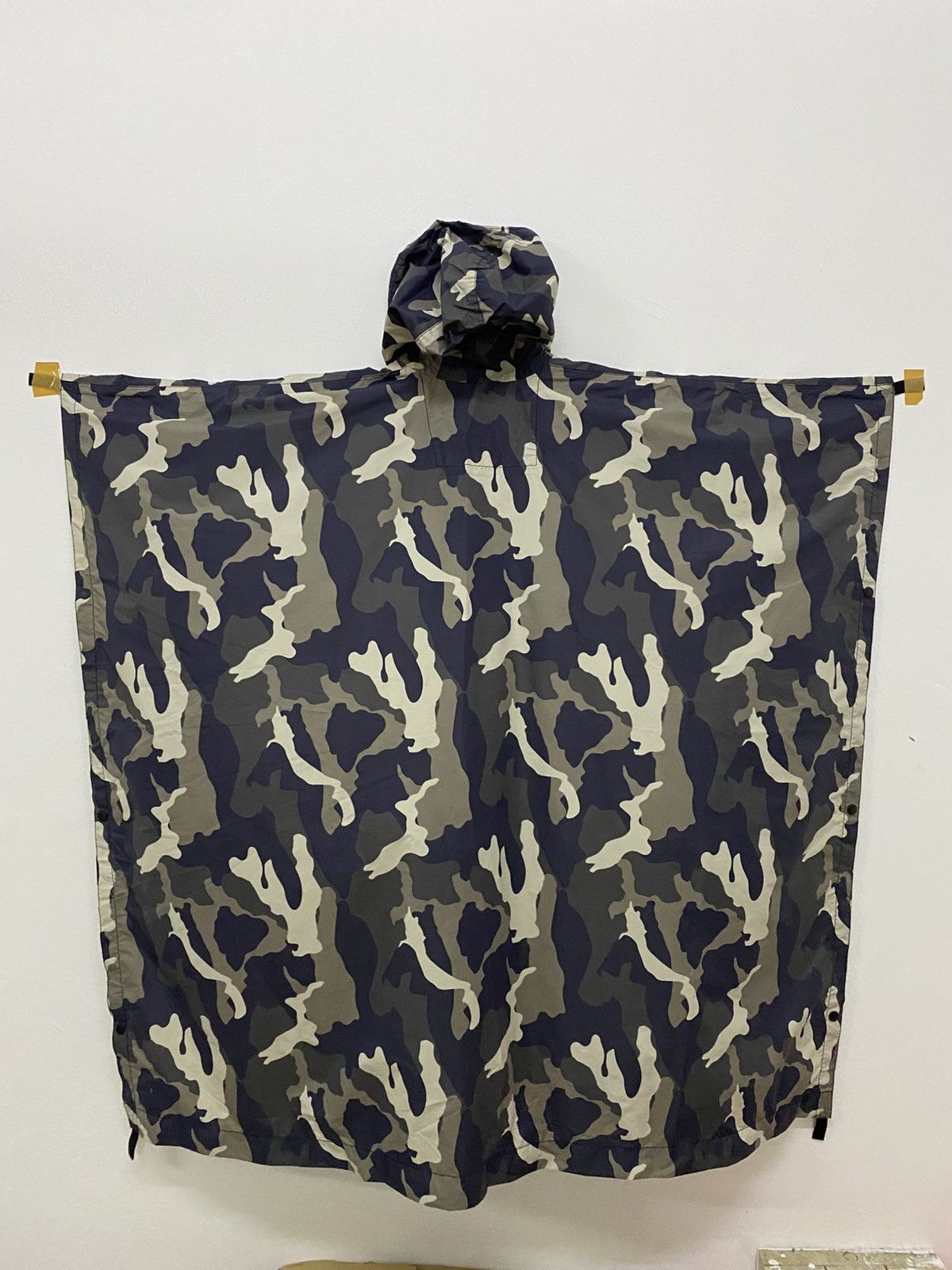 Columbia Columbia waterproof camo poncho Size US S / EU 44-46 / 1 - 4 Thumbnail