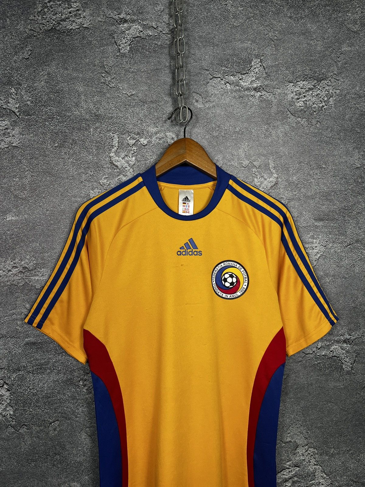 Adidas Vintage Adidas Romania 2008/10 #1 Helton Jersey T-shirt Size US S / EU 44-46 / 1 - 3 Thumbnail