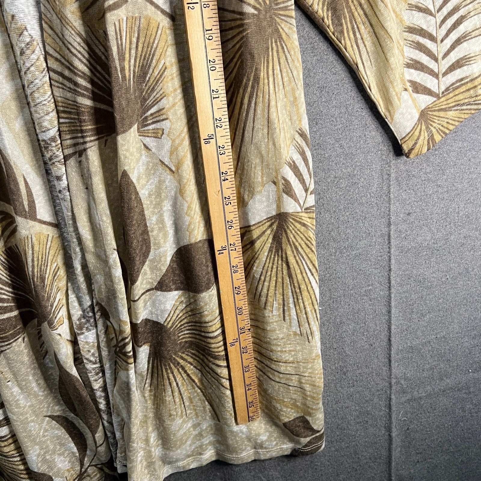Other Girl With Curves Knit Palm Cardigan Neutral Palm Size 1X Size XL / US 12-14 / IT 48-50 - 7 Thumbnail