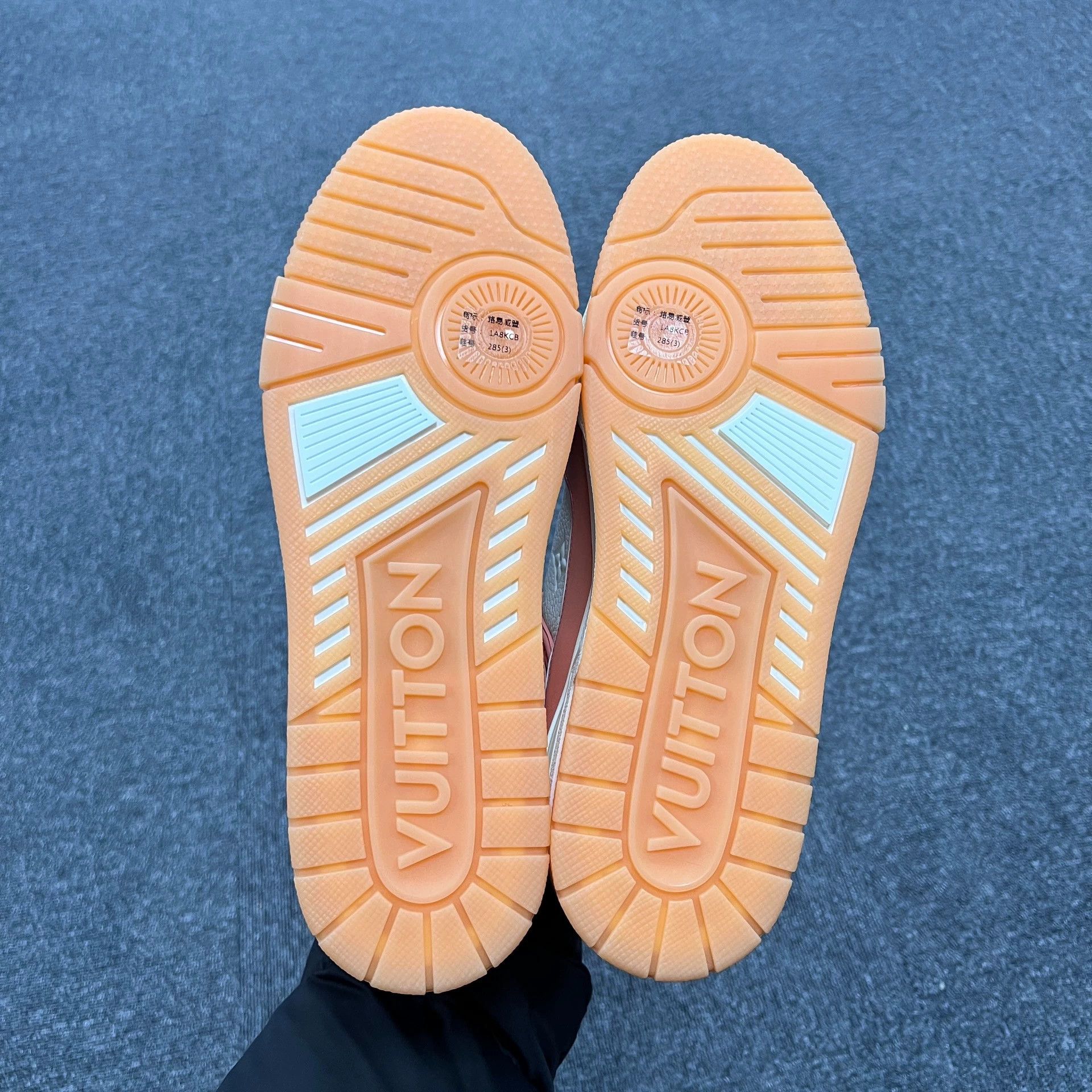 Louis Vuitton LV Trainer Peach Pink 43.5 New With Box Size US 10.5 / EU 43-44 - 8 Thumbnail