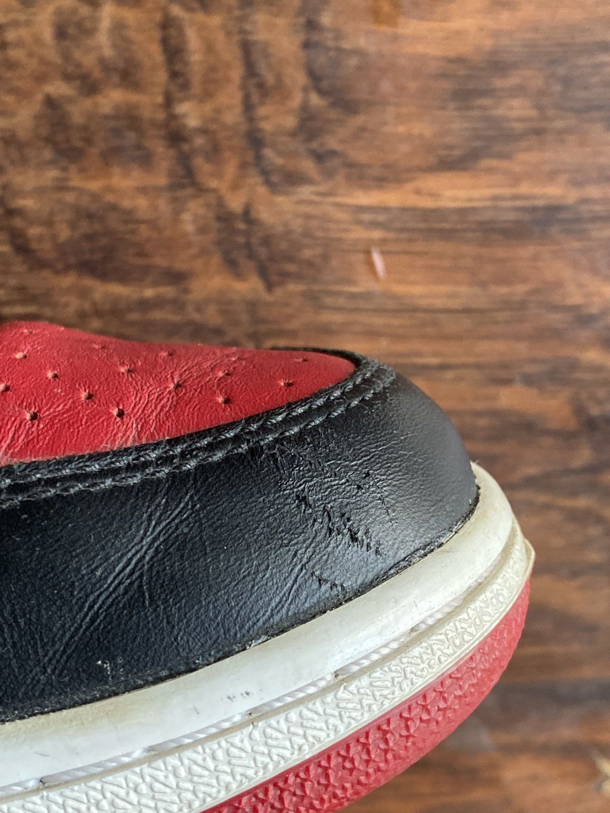 Jordan Brand × Nike Jordan 1 Bred (2013) Size US 8.5 / EU 41-42 - 7 Thumbnail