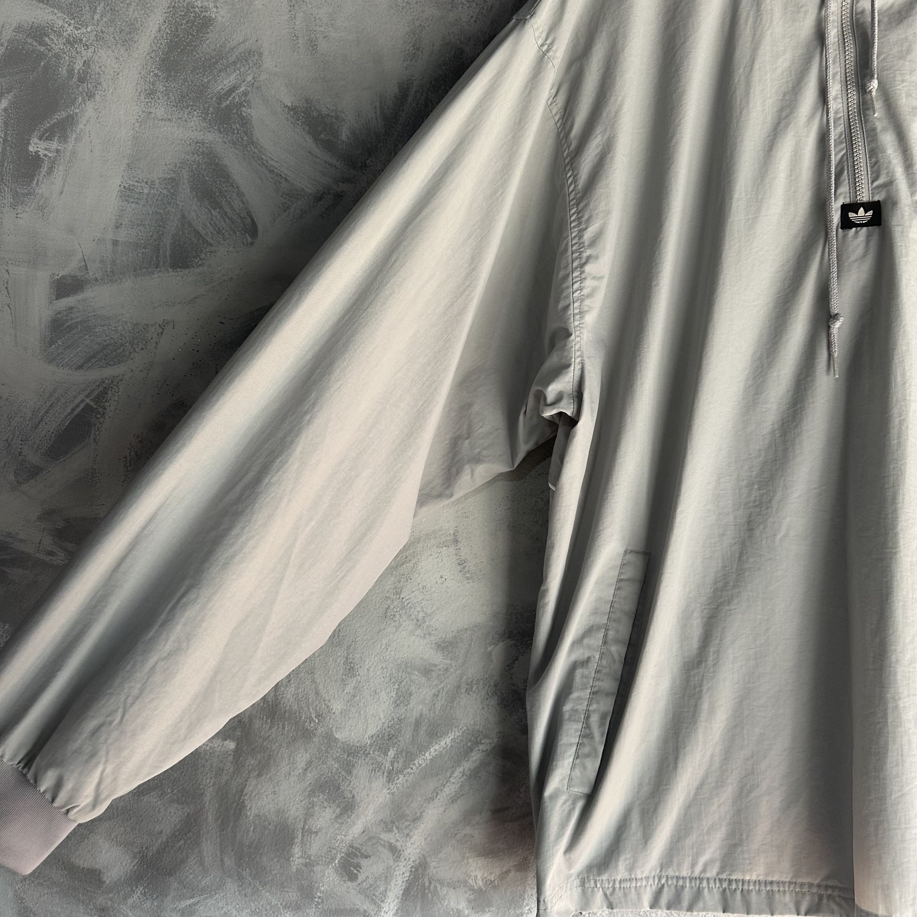 Adidas Vintage Adidas Windbreaker Jacket Mens Silver Gray Pullover Size US XL / EU 56 / 4 - 3 Thumbnail
