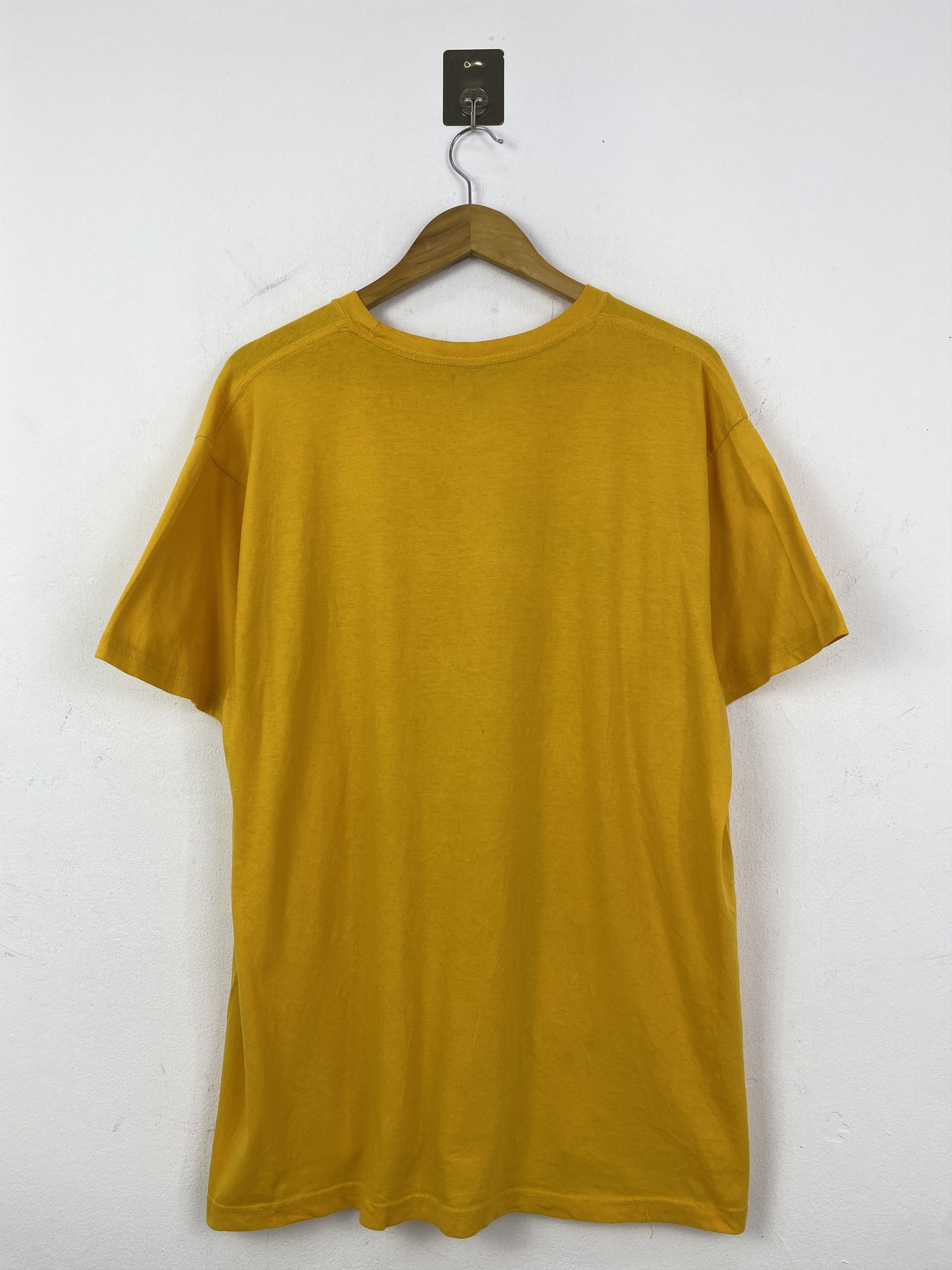 Band Tees Vintage Lakers Red Hot Chili Pepper Tshirt TA0734 Size US XL / EU 56 / 4 - 3 Thumbnail