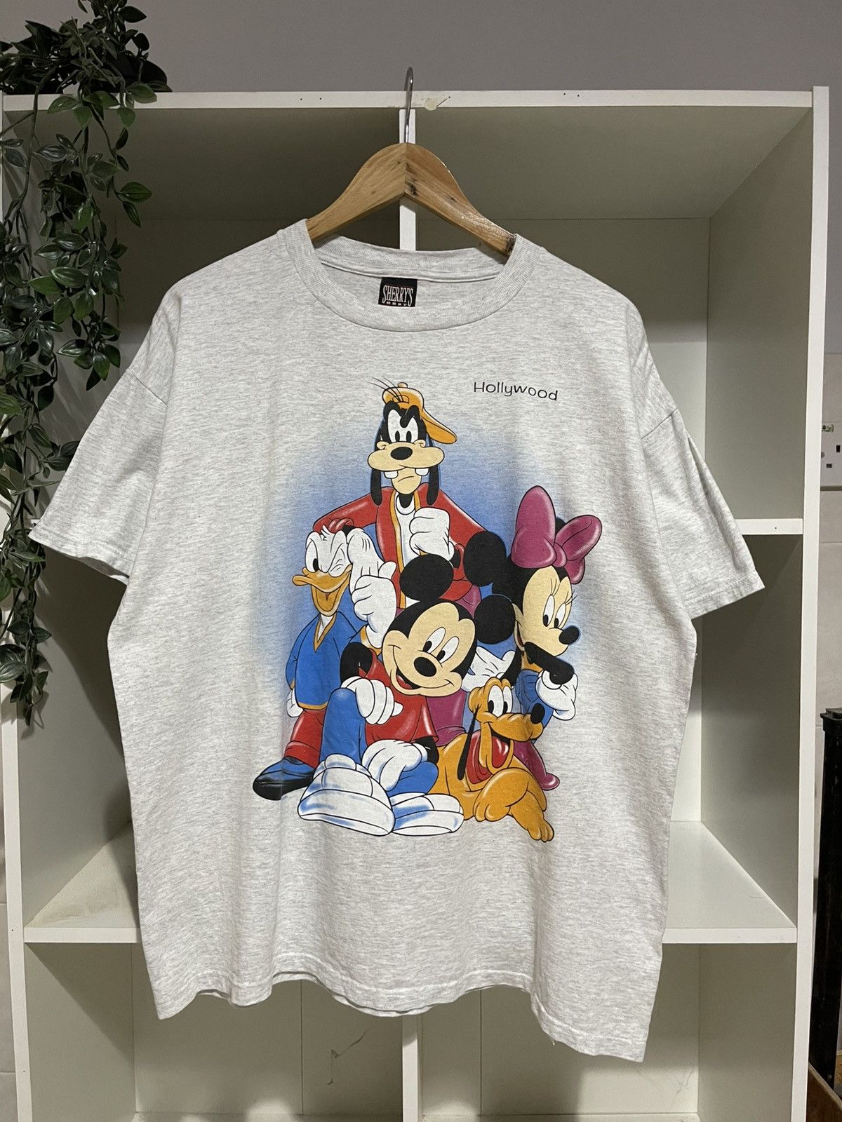 Disney Vintage Disney Size US L / EU 52-54 / 3 - 1 Thumbnail