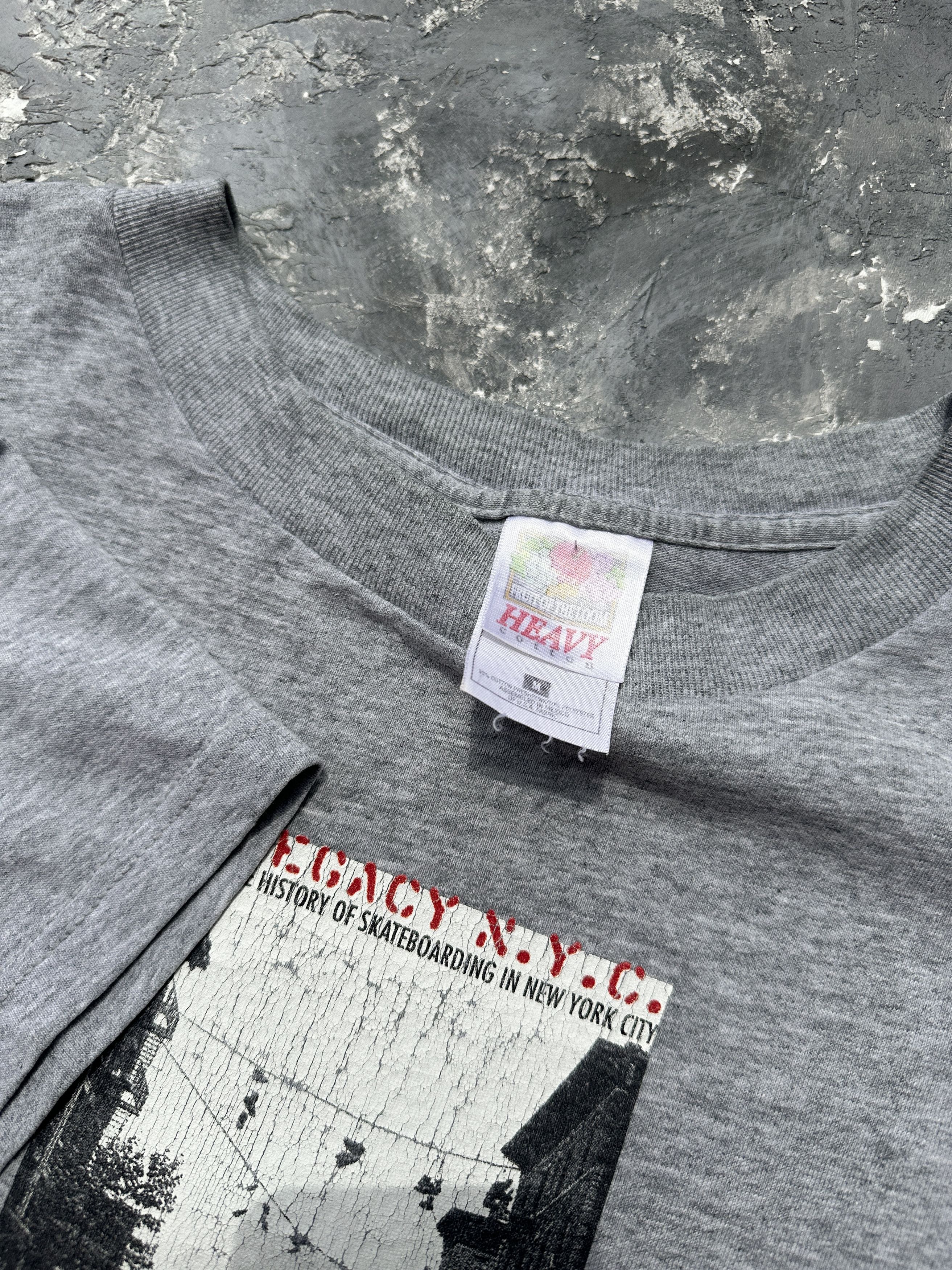 Vintage vintage skateboarding magazine skate new york 90s y2k shirt Size US M / EU 48-50 / 2 - 3 Thumbnail