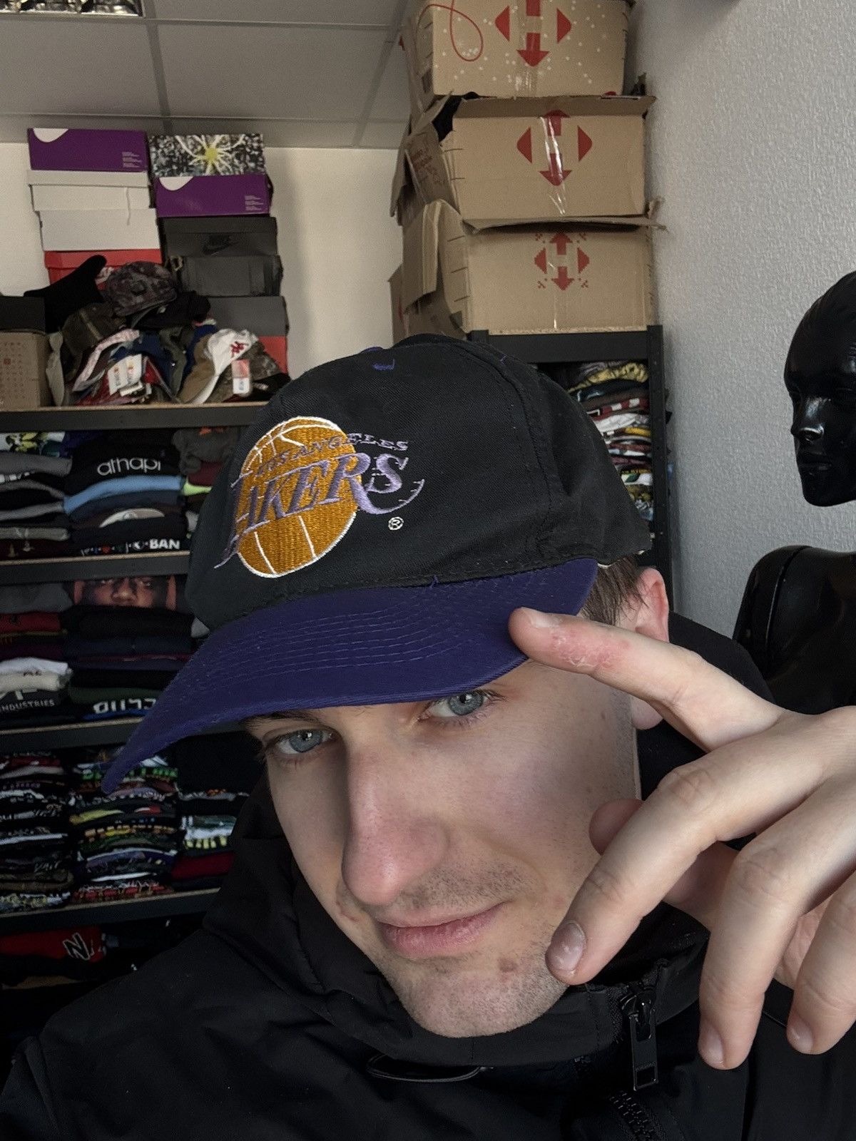 NBA × Vintage Lakers 90s vintage Hat black cap Size ONE SIZE - 2 Thumbnail