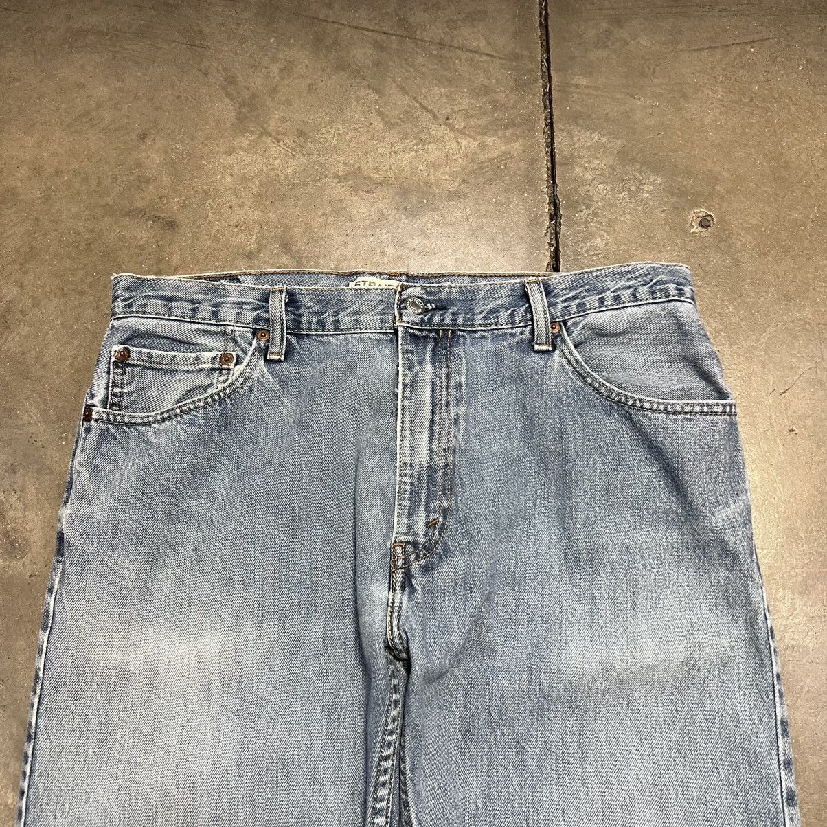 Levi's × Vintage Vintage Y2K Levis 505 Denim Jeans Light Wash Western Cowboy Size US 36 / EU 52 - 10 Thumbnail