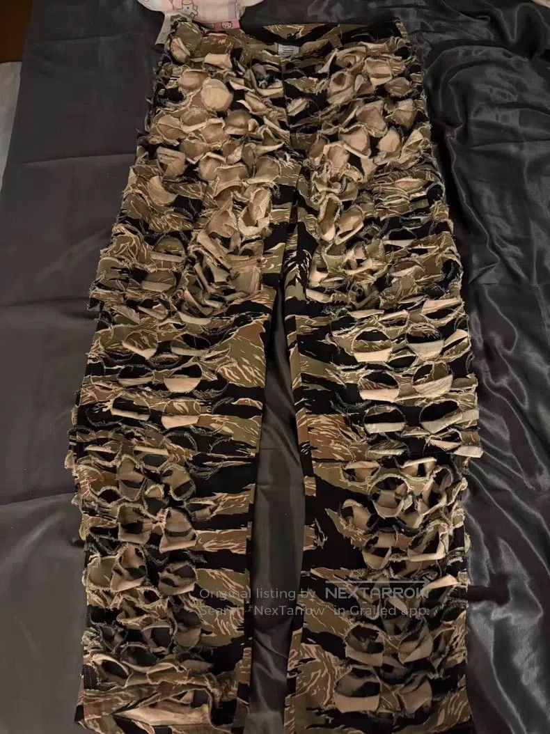 Vetements Vetements size M Camo pants Size US 27 - 1 Thumbnail