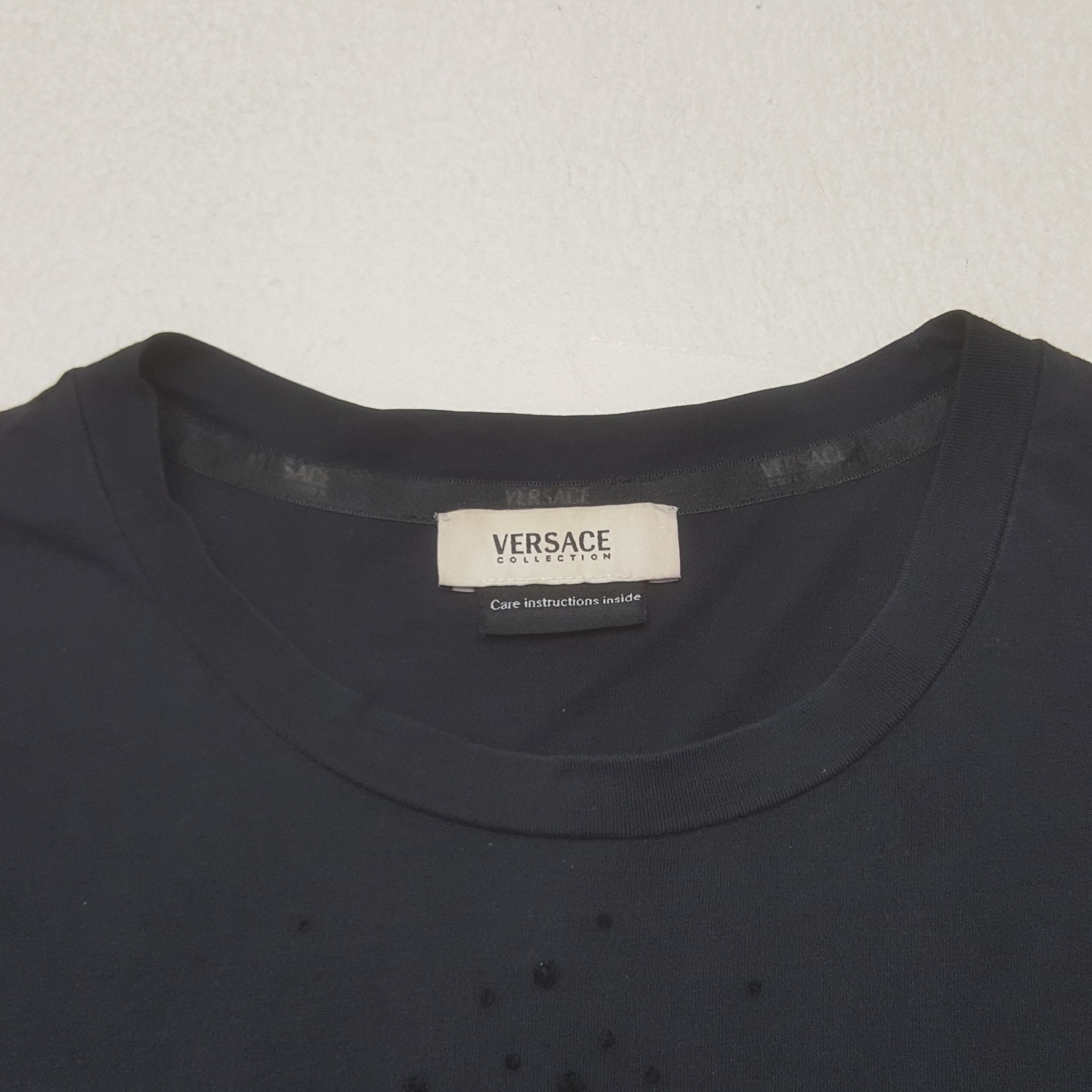Vintage Versace Italian Luxury Brand Tshirt