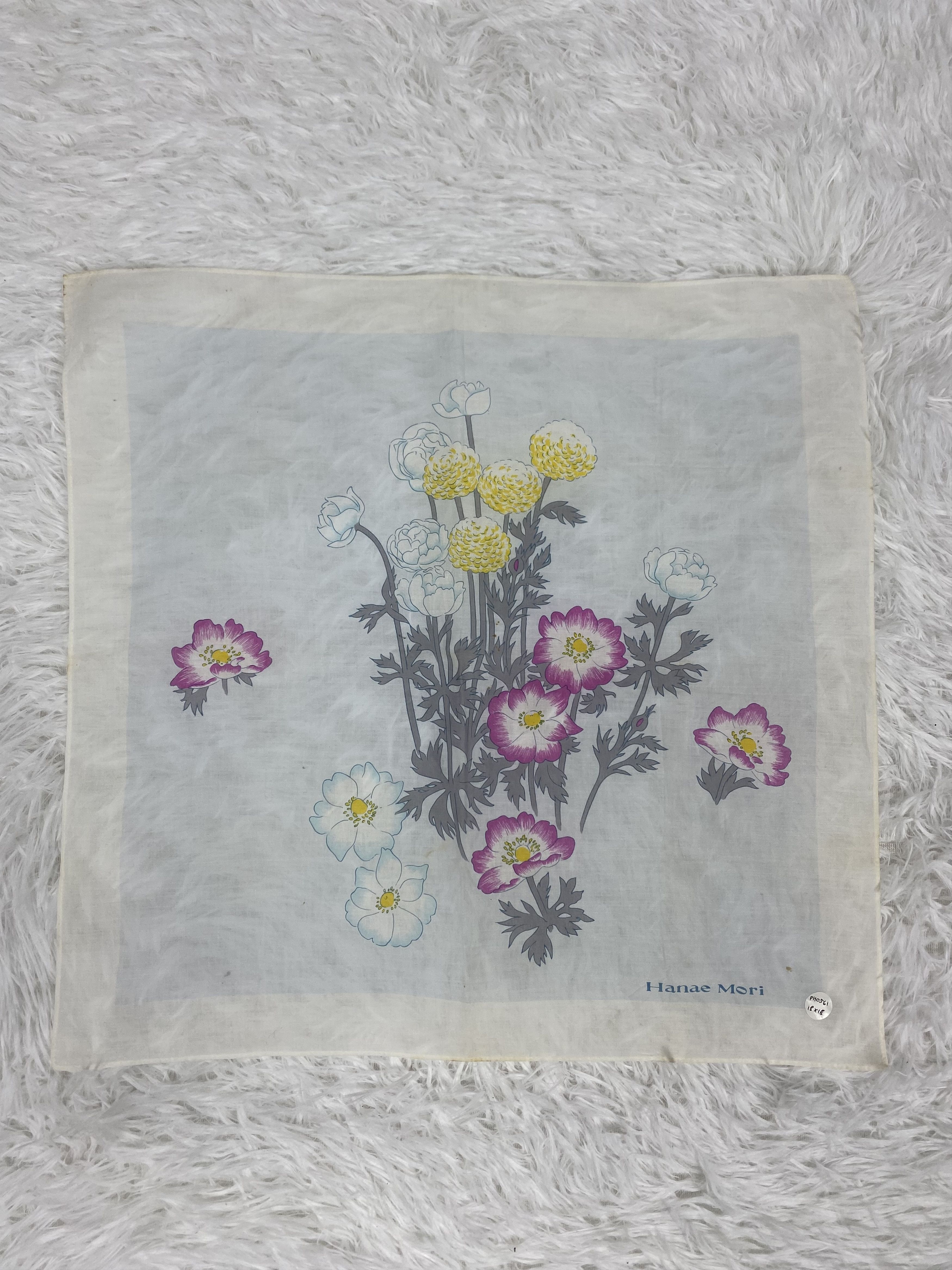 Hanae Mori Vintage Hanae Mori Handkerchief Neckerchief PH0561 Size ONE SIZE - 3 Thumbnail