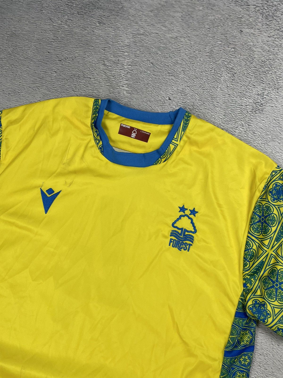 Macron × Vintage Vintage Nottingham Forest 2022/23 Macron Jersey Blokcore Size US L / EU 52-54 / 3 - 4 Thumbnail