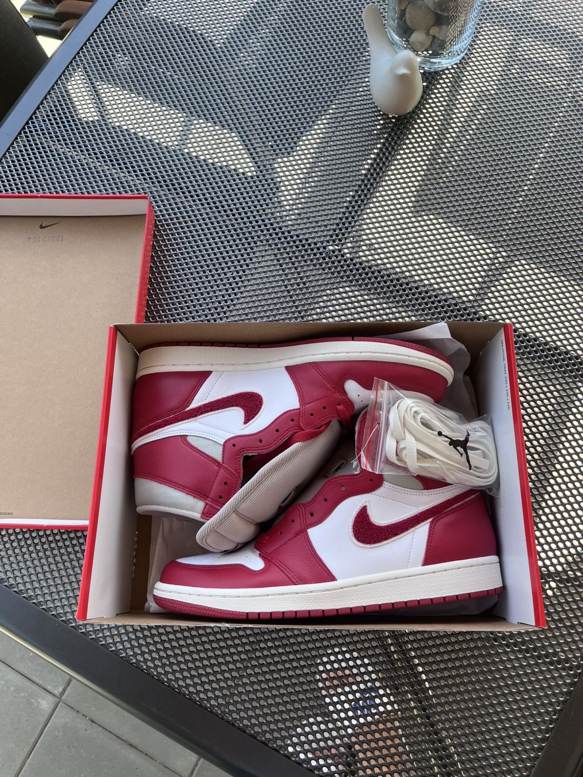 Nike Jordan 1 Varsity Red