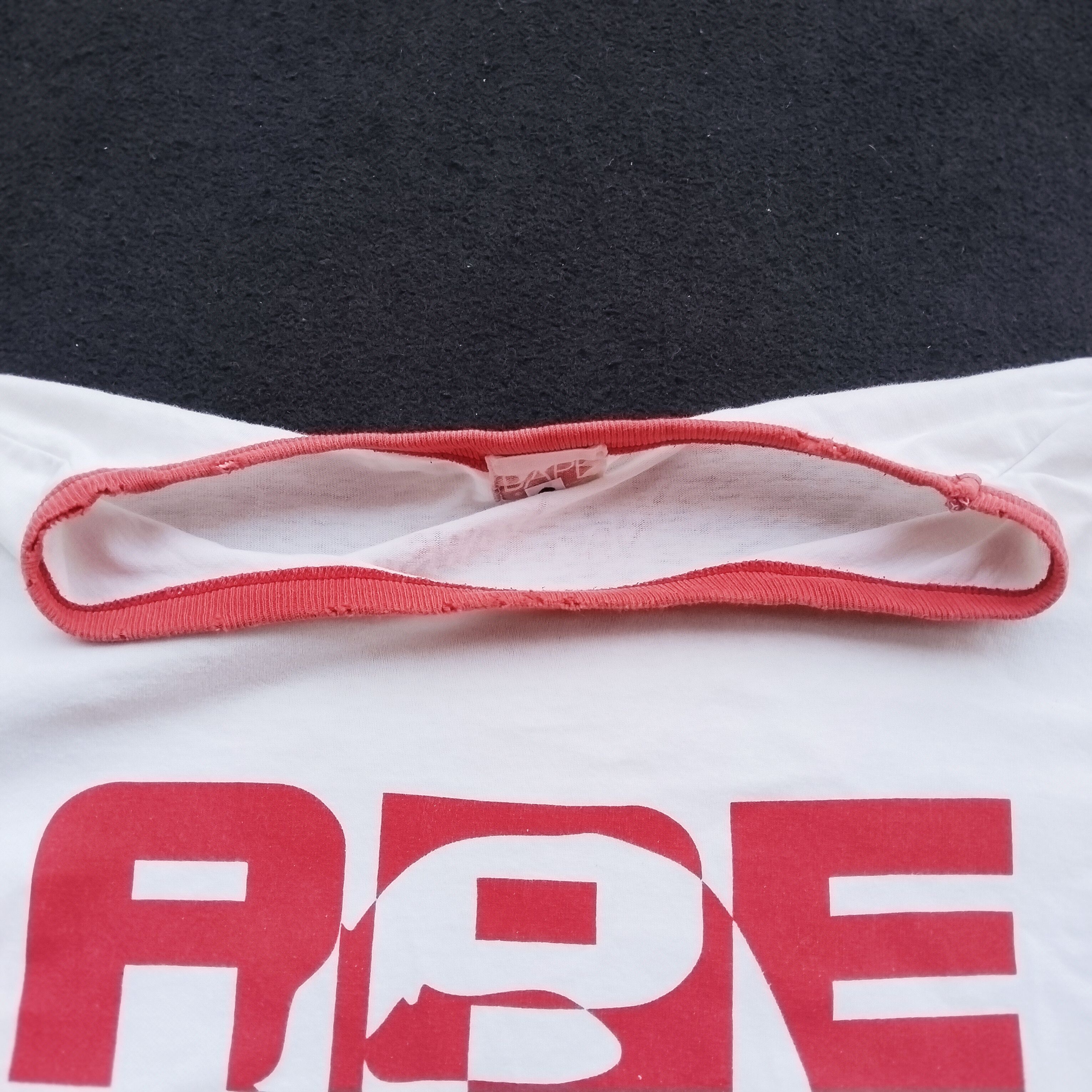 Bape Bape x Kaws Ringer Tee (2006) Size US M / EU 48-50 / 2 - 9 Thumbnail