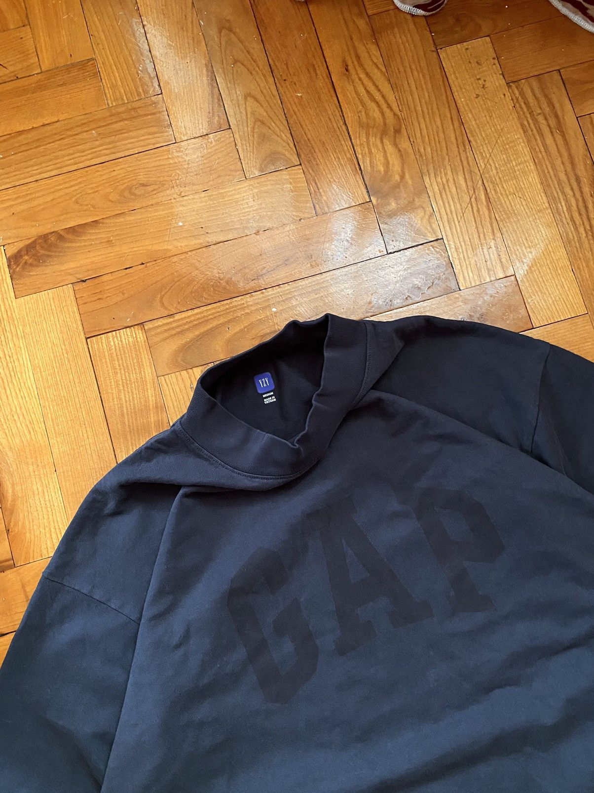 Balenciaga × Gap × Yeezy Blue Yeezy Gap Balenciaga Dove Longsleeve Size US M / EU 48-50 / 2 - 6 Thumbnail