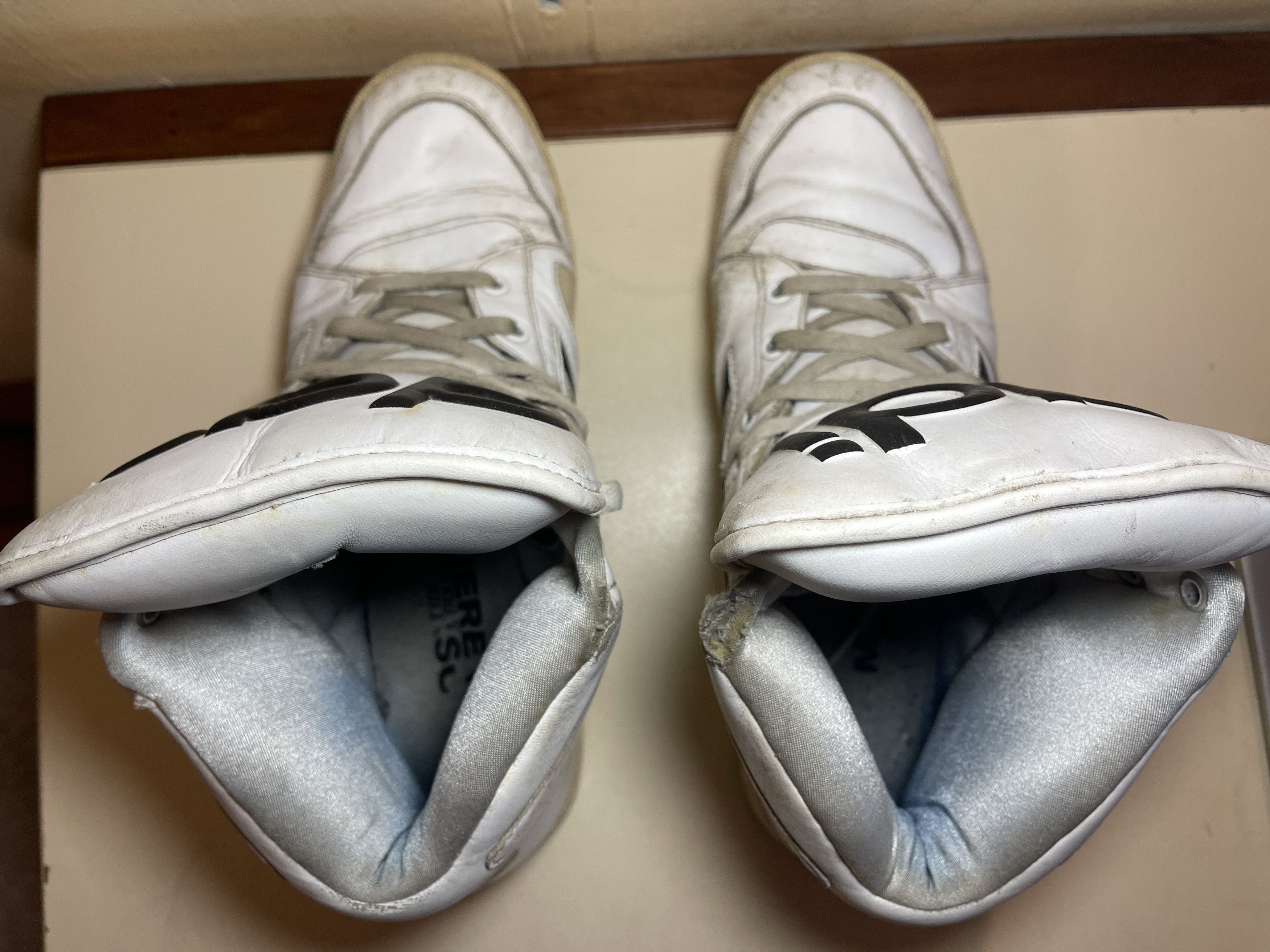 Adidas × Jeremy Scott Adidas sneakers, Jeremy Scott Instinct, Hi Top shoes, V24529 Size US 11.5 / EU 44-45 - 13 Thumbnail