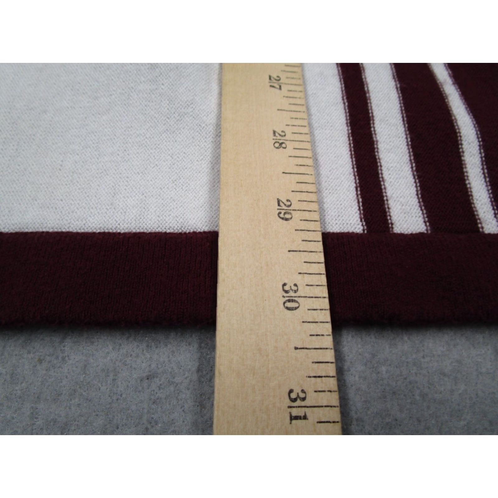 Abercrombie & Fitch VINTAGE Abercrombie & Fitch Sweater Cardigan Mens Large Red Striped Cotton Blend All Seasons Size US L / EU 52-54 / 3 - 7 Thumbnail