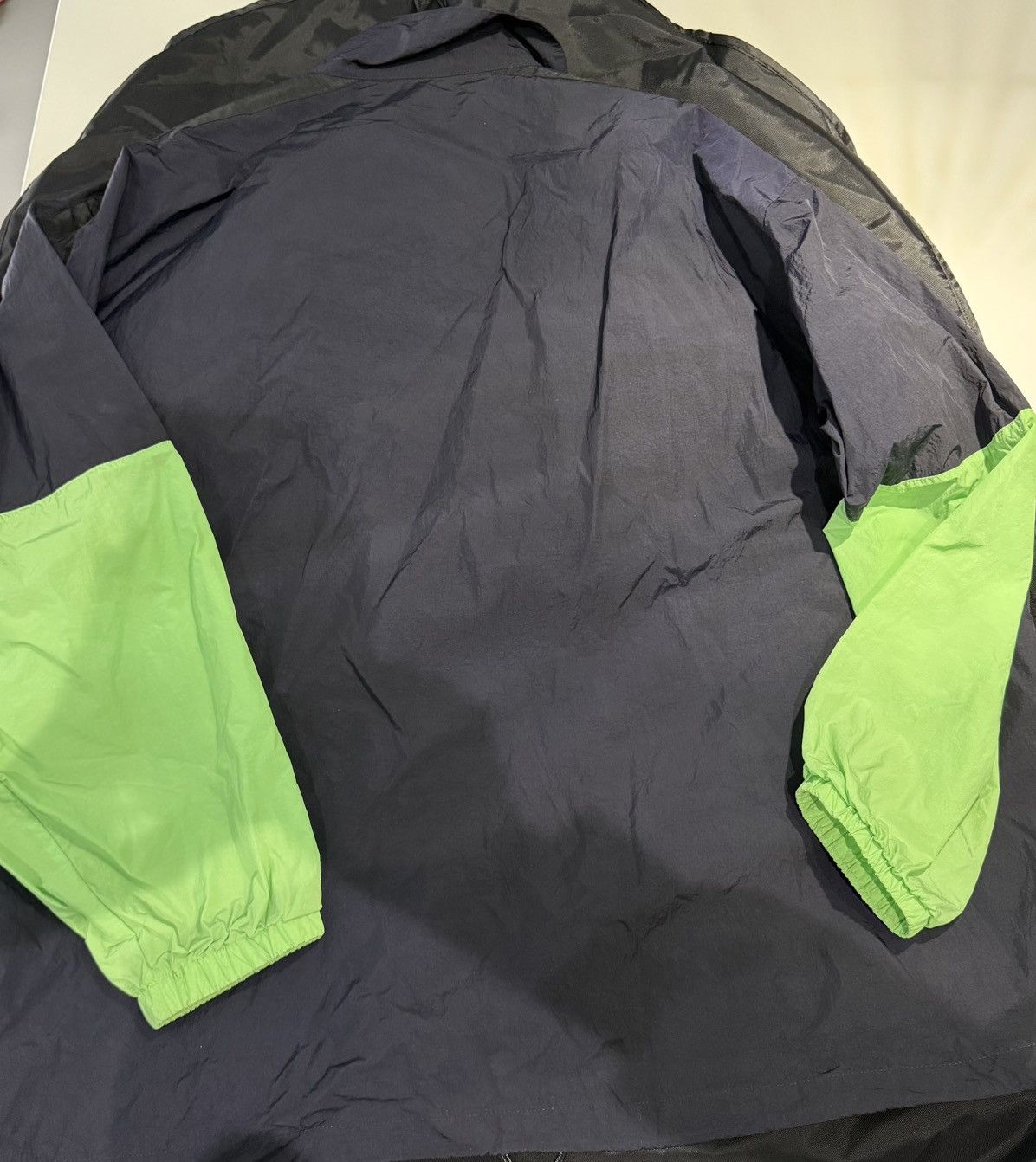 Balenciaga Balenciaga Color block logo neon green windbreaker Size US XS / EU 42 / 0 - 5 Thumbnail