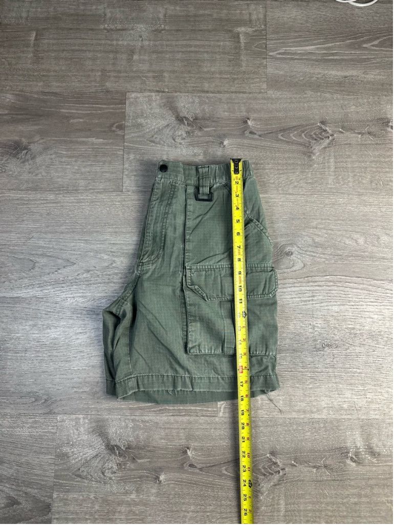 Dockers Men's vintage Dockers Cargo Shorts Size 32 Green Size US 32 / EU 48 - 4 Thumbnail